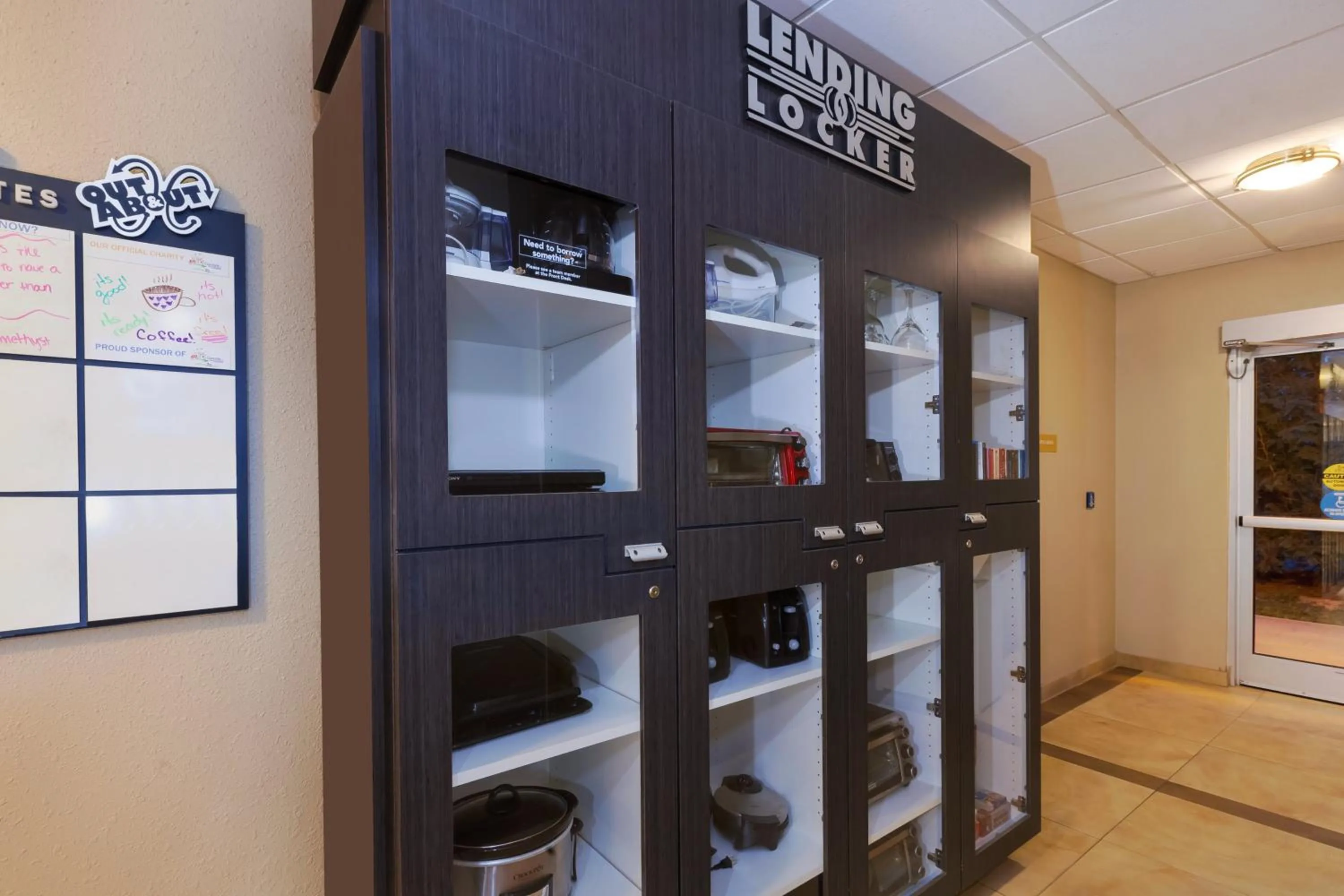 Decorative detail in Candlewood Suites Rocky Mount by IHG