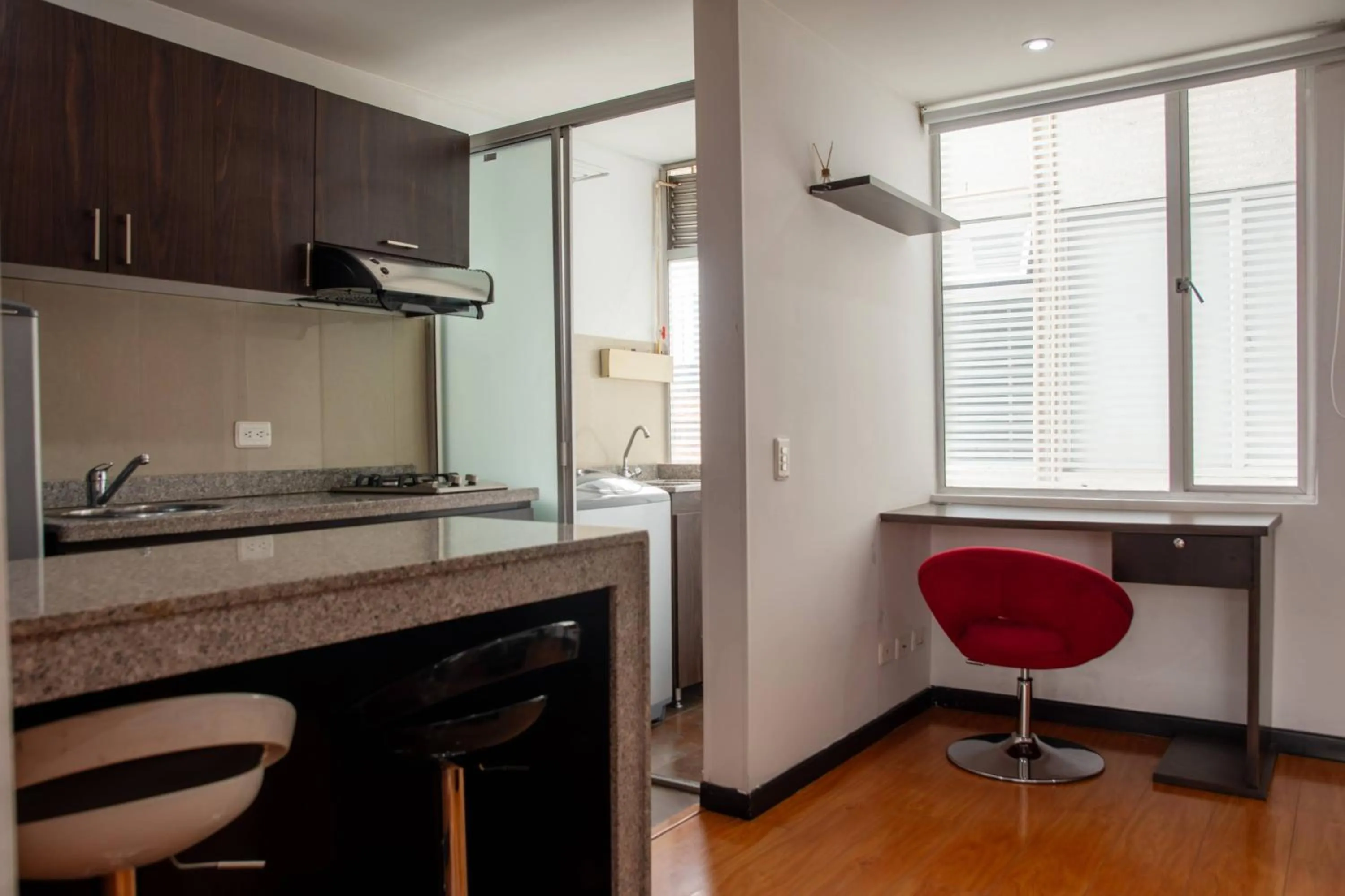 Hotel Regency Suites La Feria