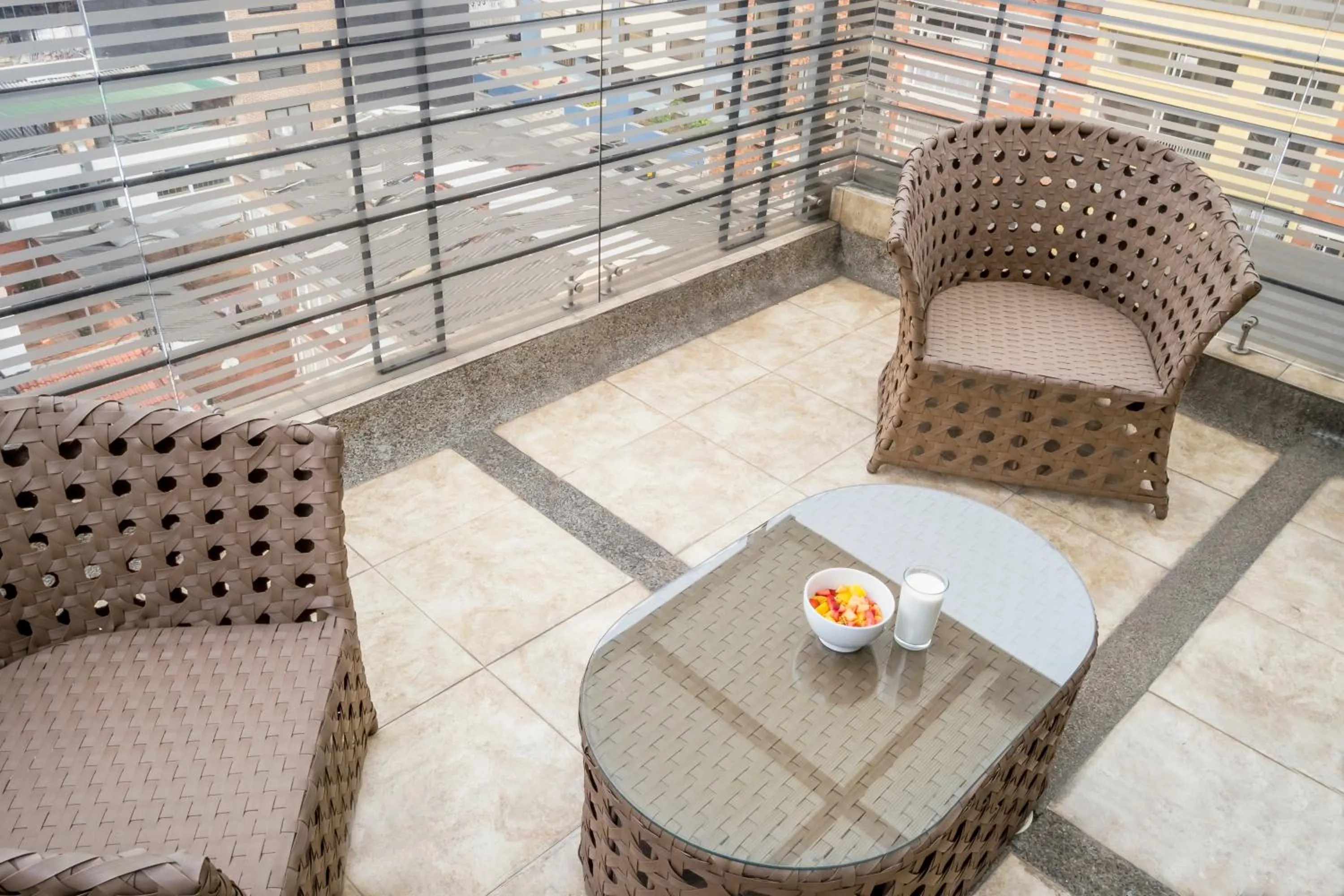 Balcony/Terrace in Hotel Regency Suites La Feria
