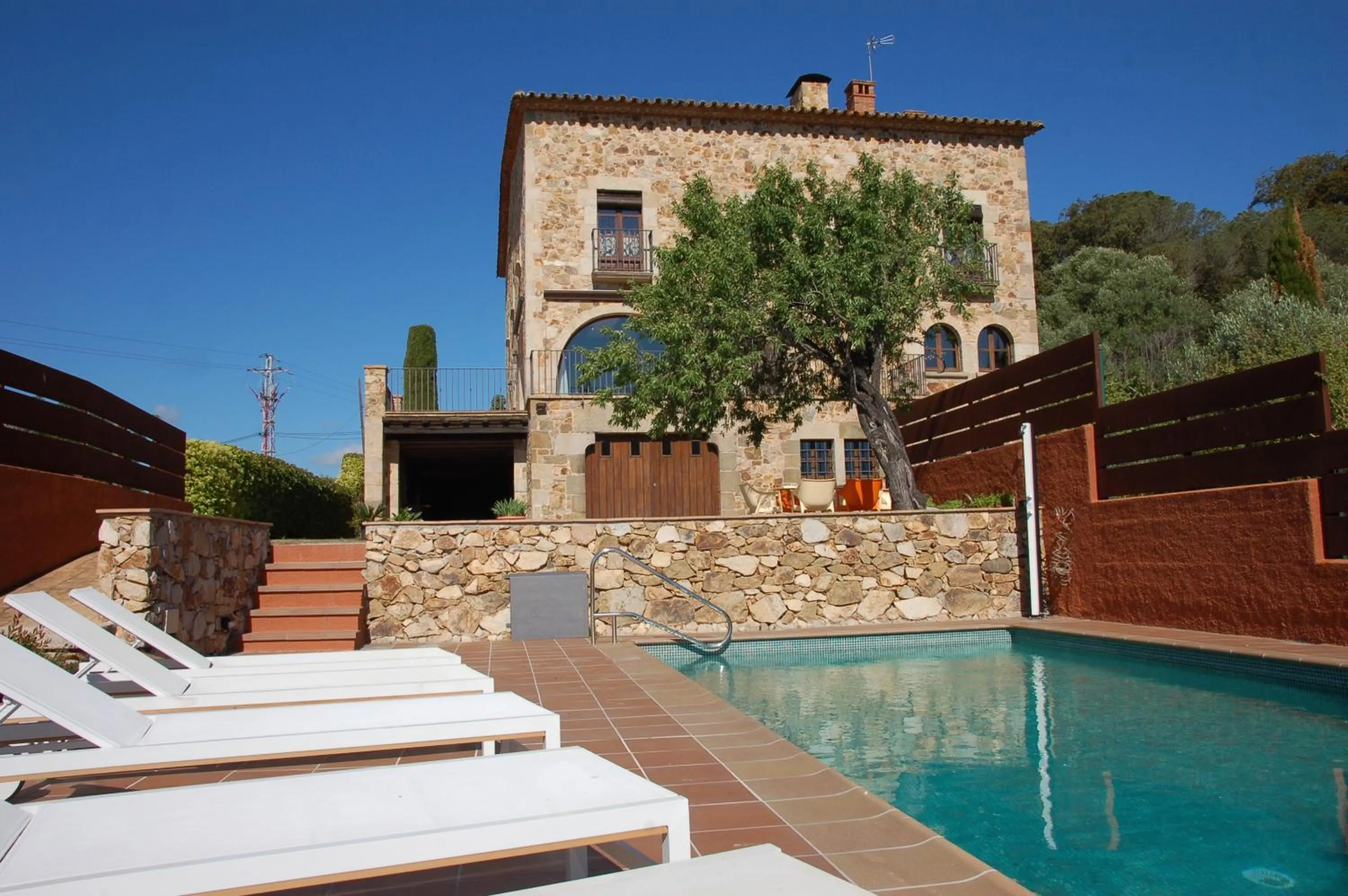Property building in Petit CostaBravaSi