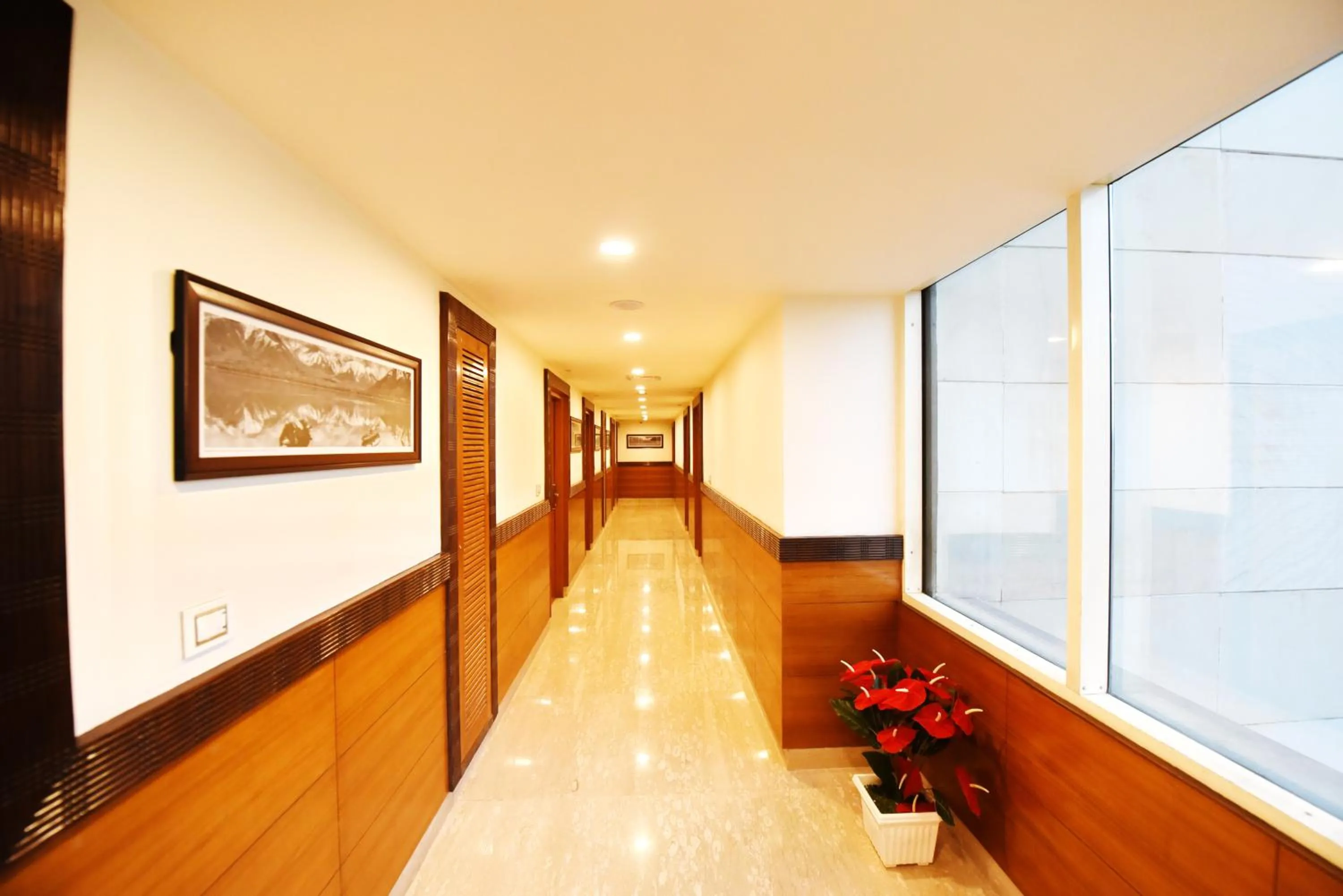 Regenta Central Srinagar, Rajbagh