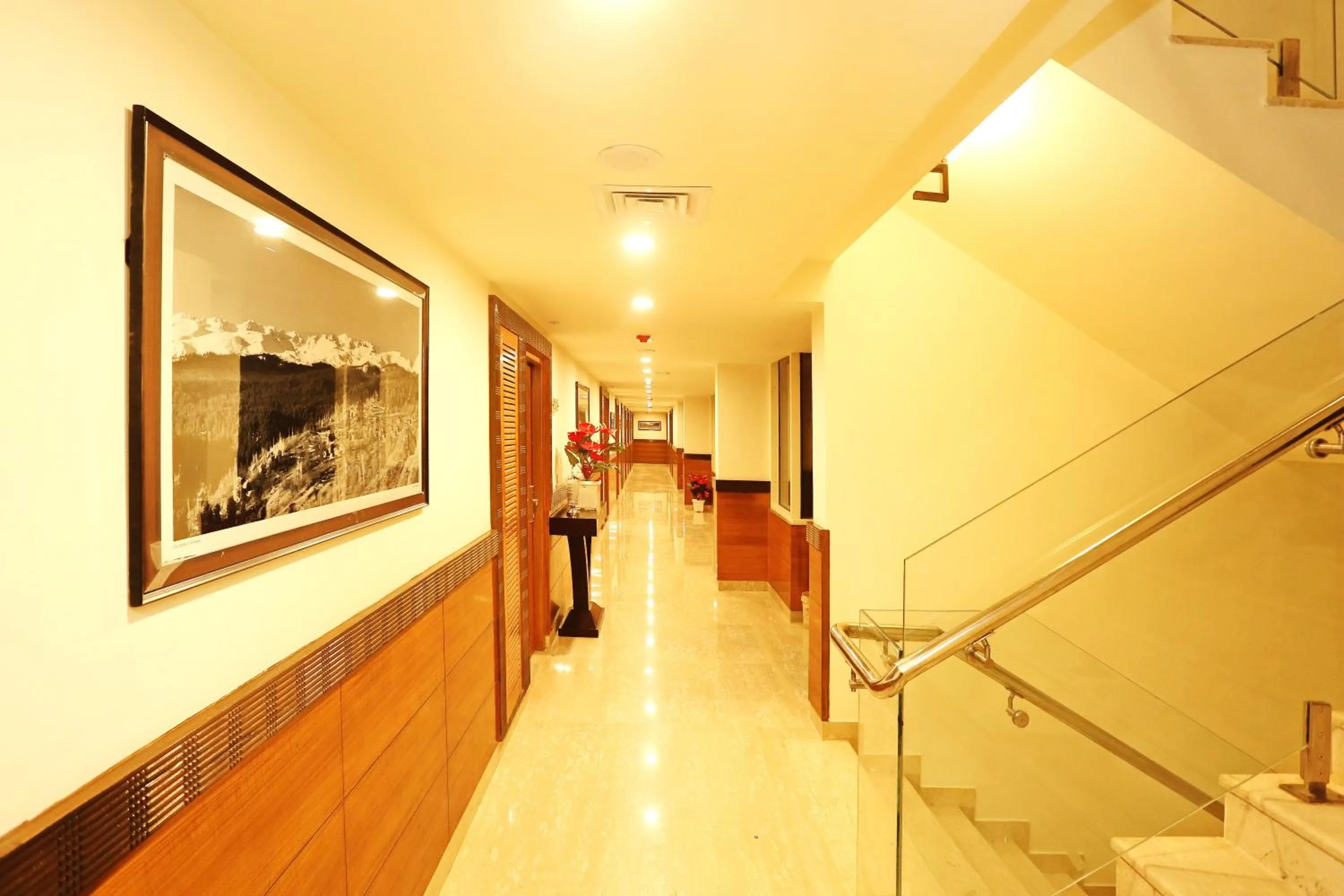 Regenta Central Srinagar, Rajbagh