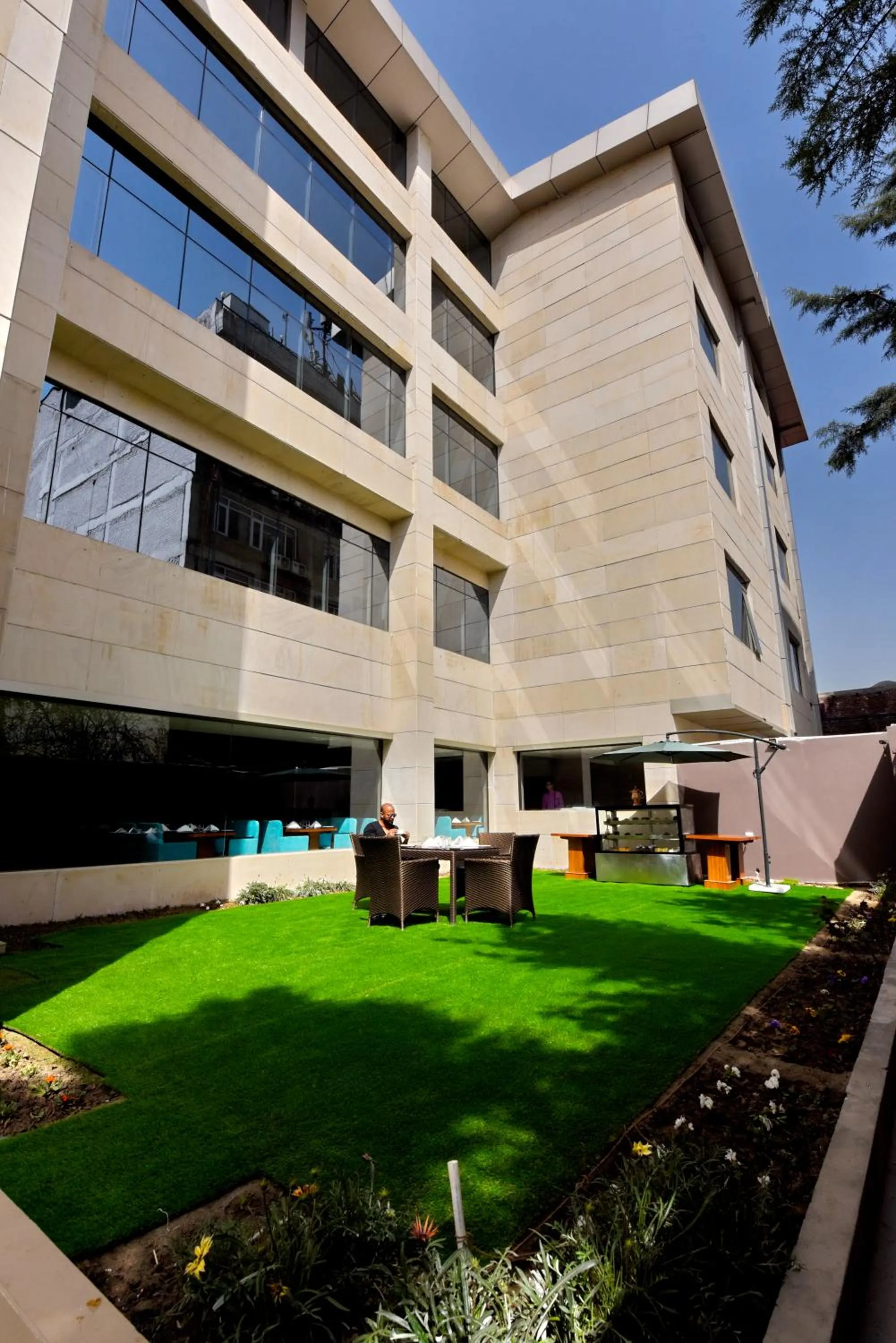 Regenta Central Srinagar, Rajbagh