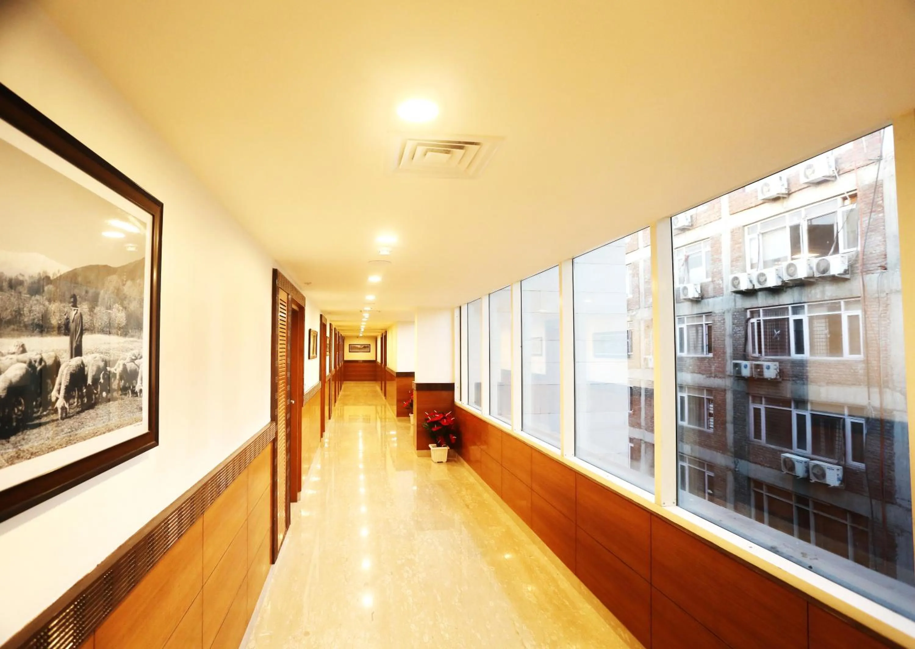 Regenta Central Srinagar, Rajbagh