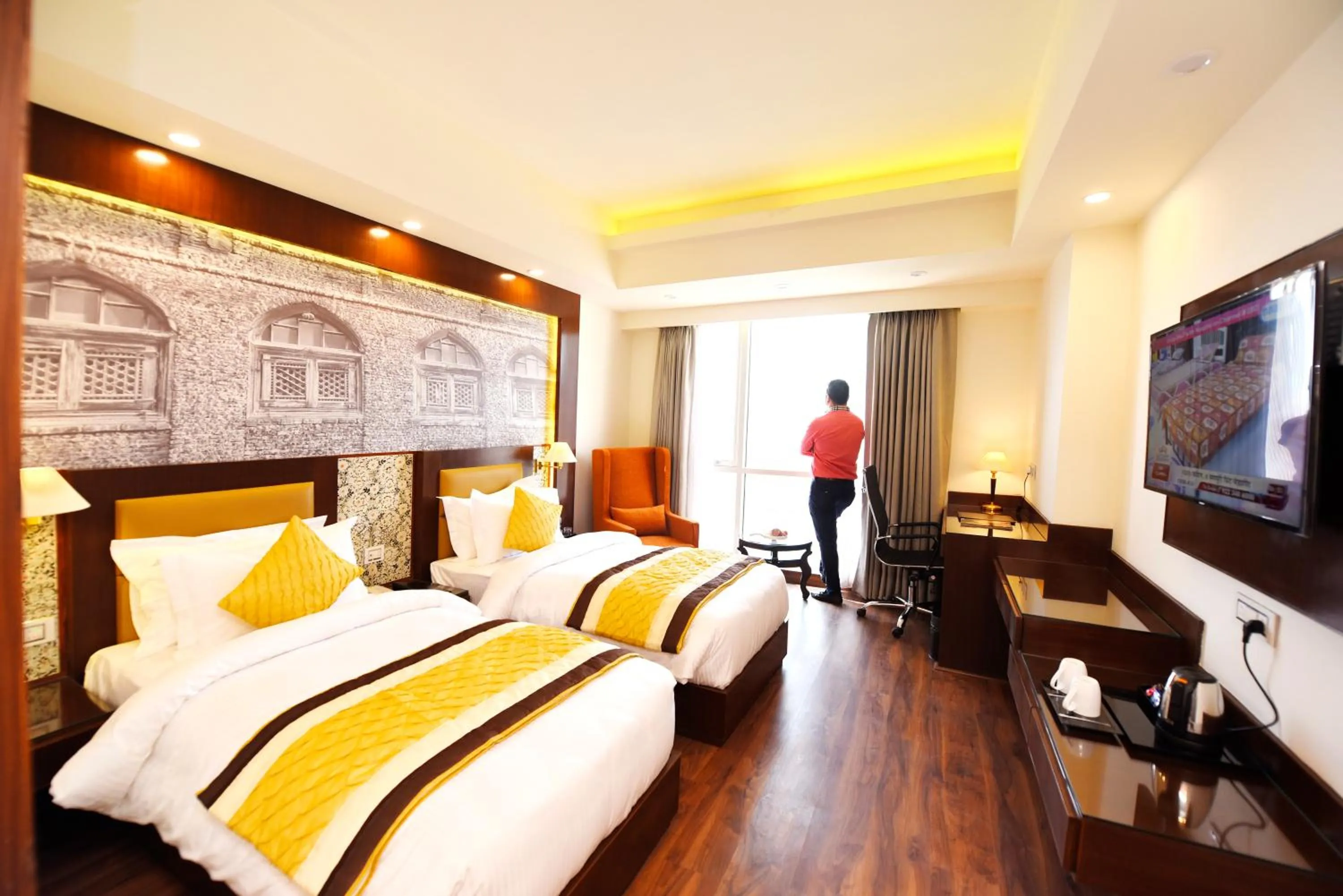 Bed in Regenta Central Srinagar, Rajbagh