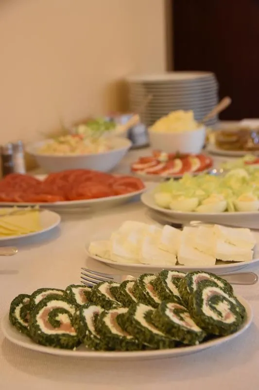 Breakfast in Willa Home
