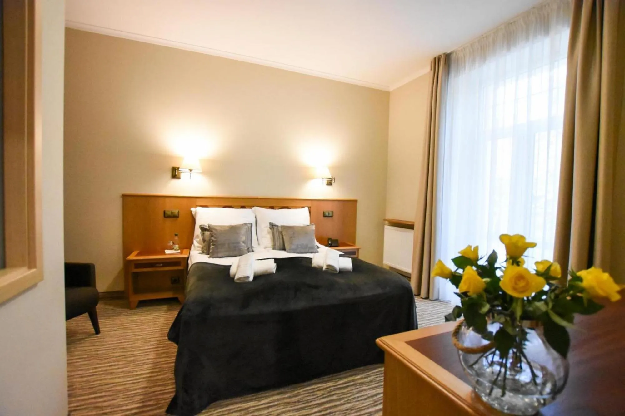 Photo of the whole room, Bed in Willa Home