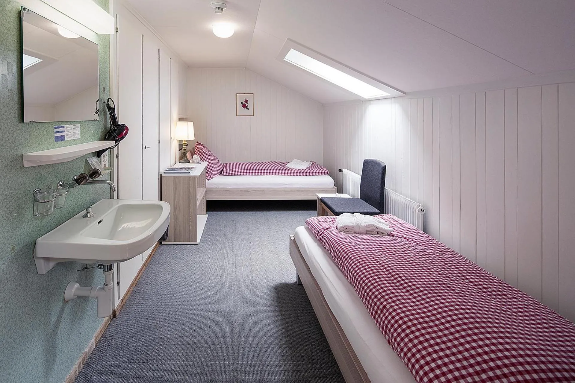 Basic Rooms Jungfrau Lodge