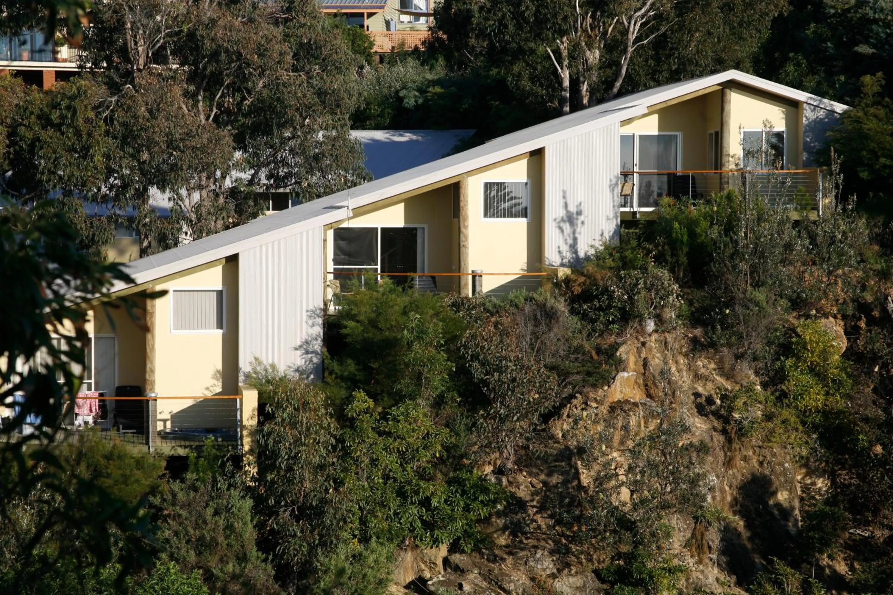 Property building in Tathra Beach House Holiday Apartments