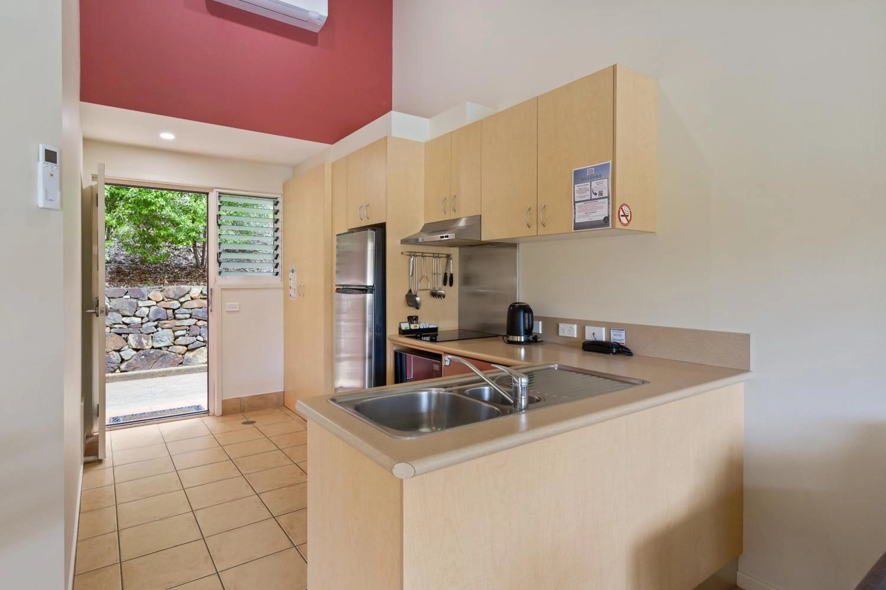 Tathra Beach House Holiday Apartments