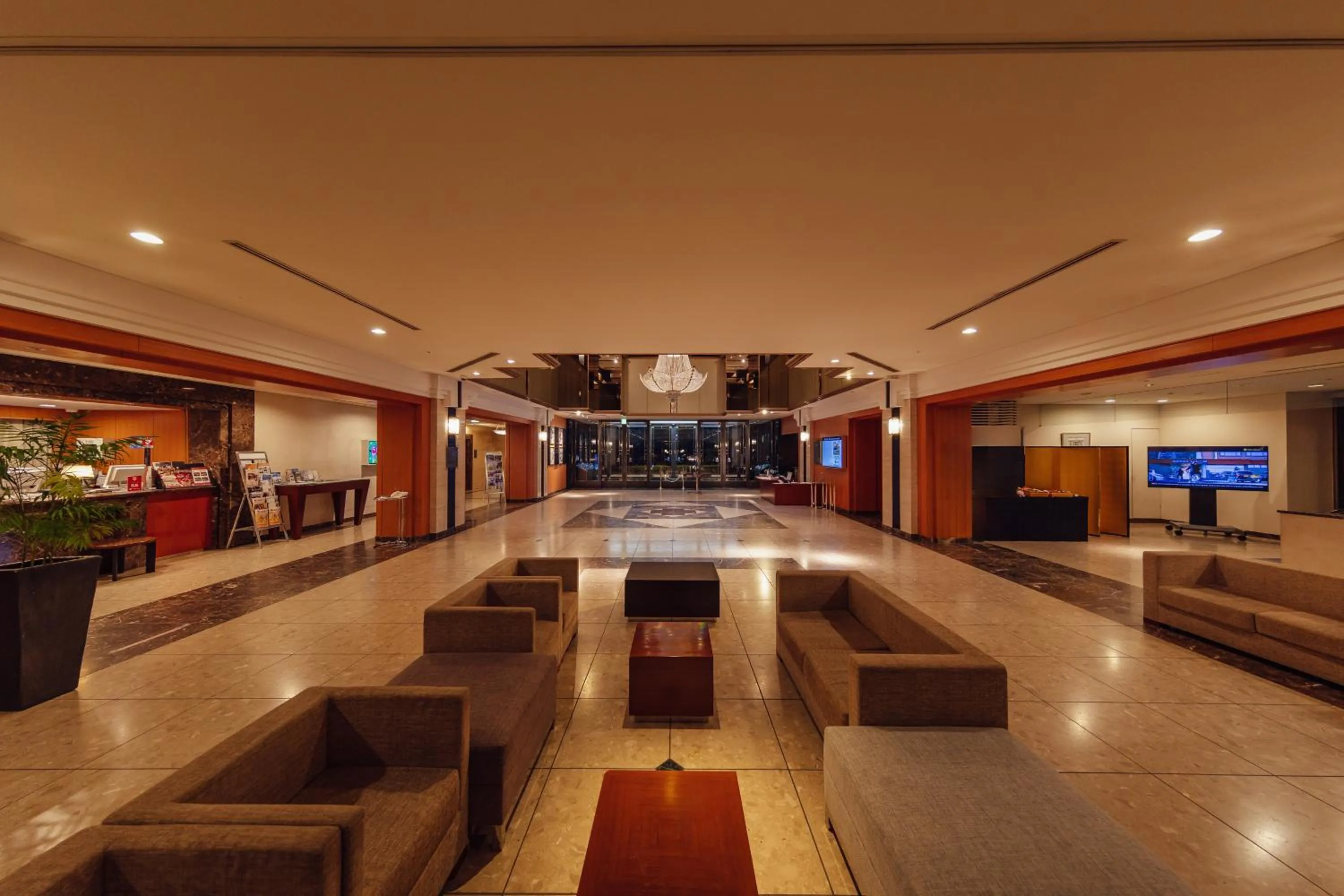 Lobby or reception in Kokusai 21 International Hotel