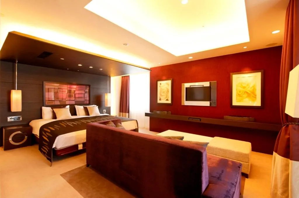 Bed in Kokusai 21 International Hotel