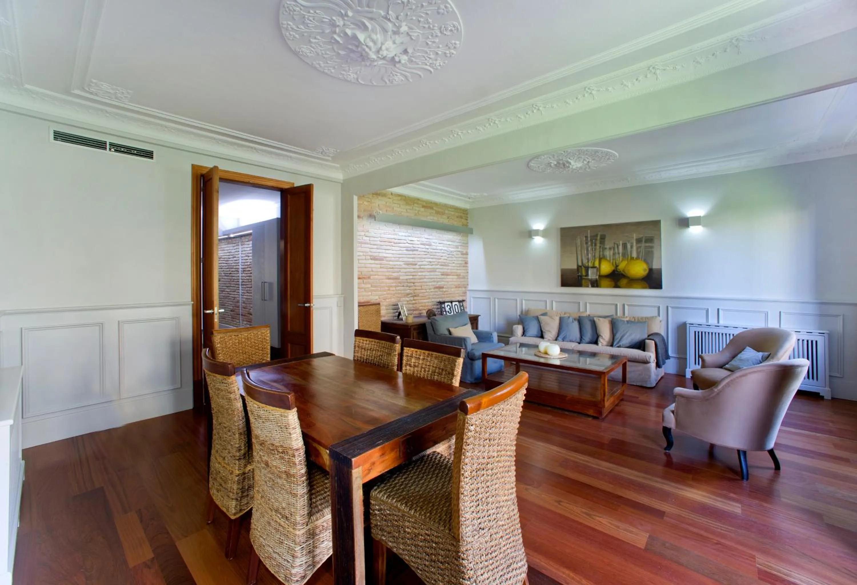 Dining area in Montaber Apartment - Bailén