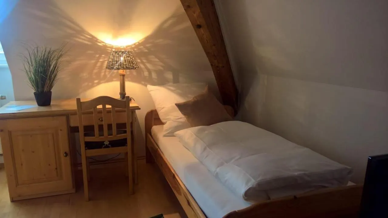 Photo of the whole room, Bed in Mettner Hof