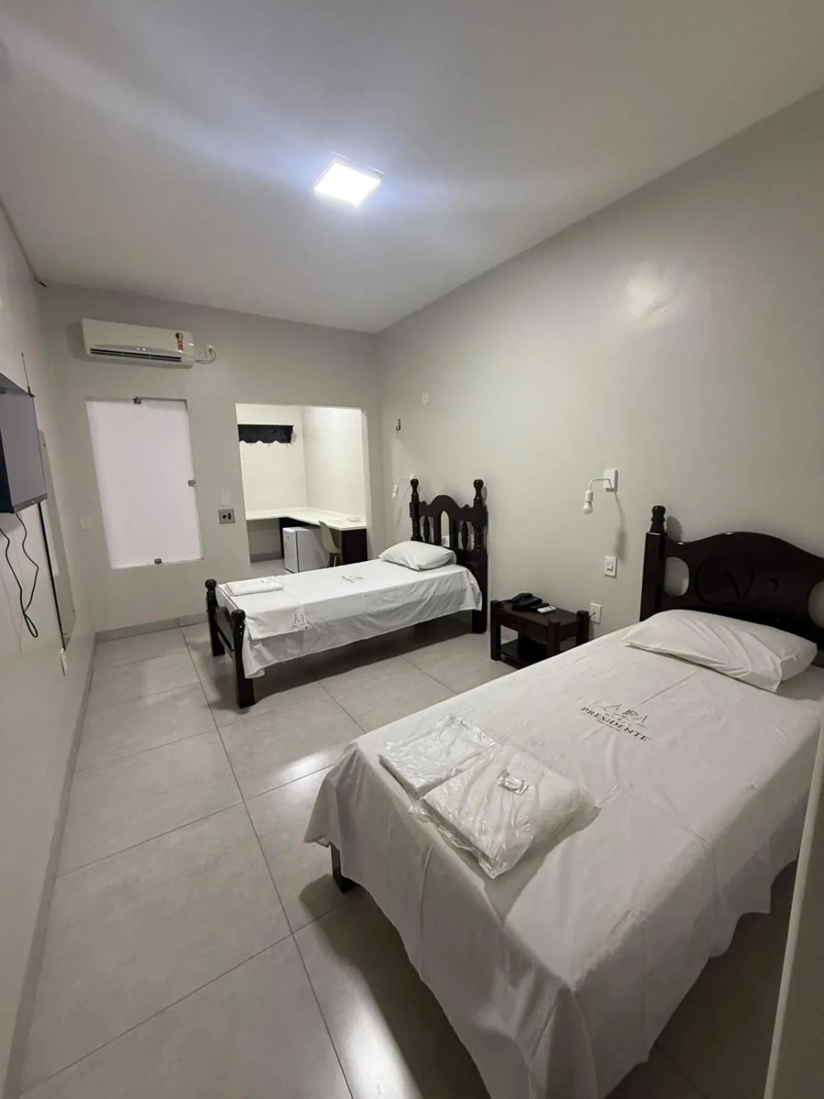 Twin Room in Hotel Presidente