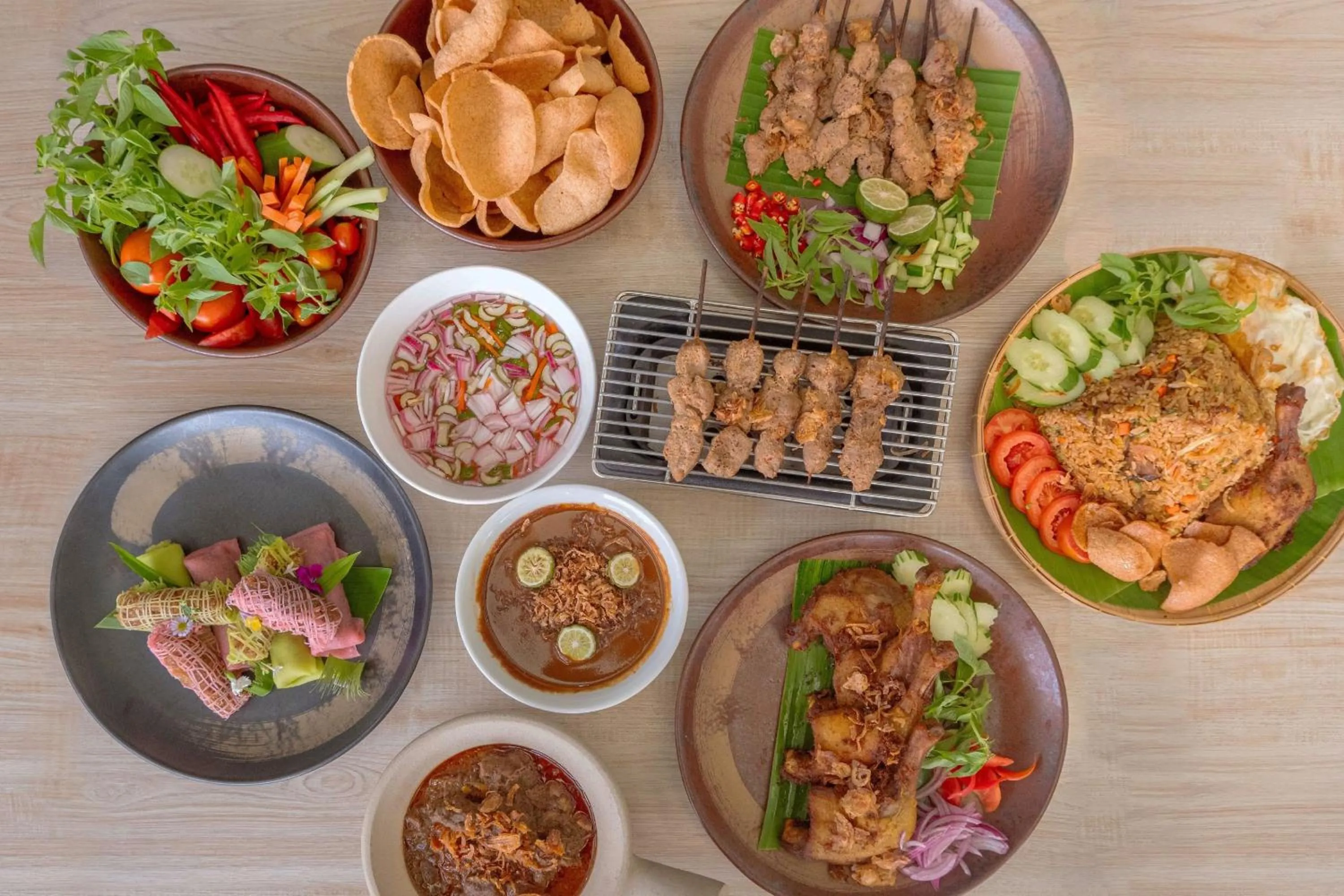 Restaurant/places to eat in Royal Orchid Sheraton Riverside Hotel Bangkok