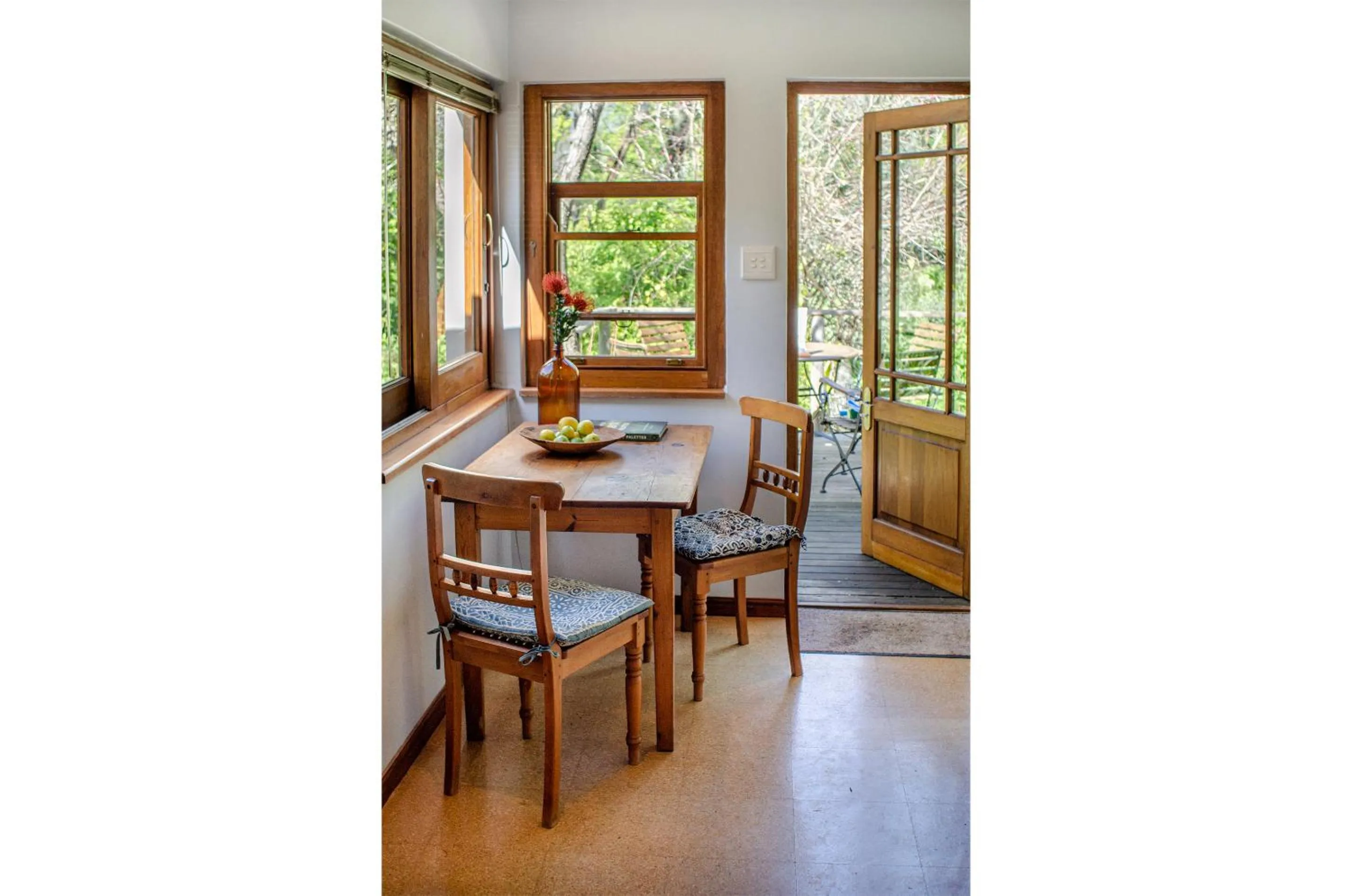 Dining area in Languedoc