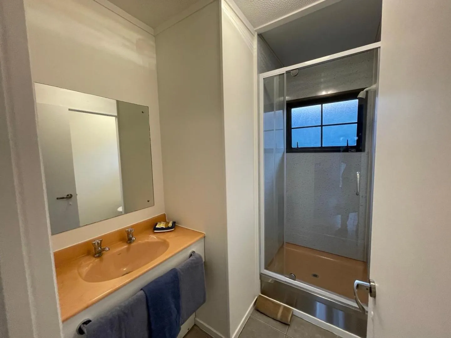 Cherry Court Motor Lodge