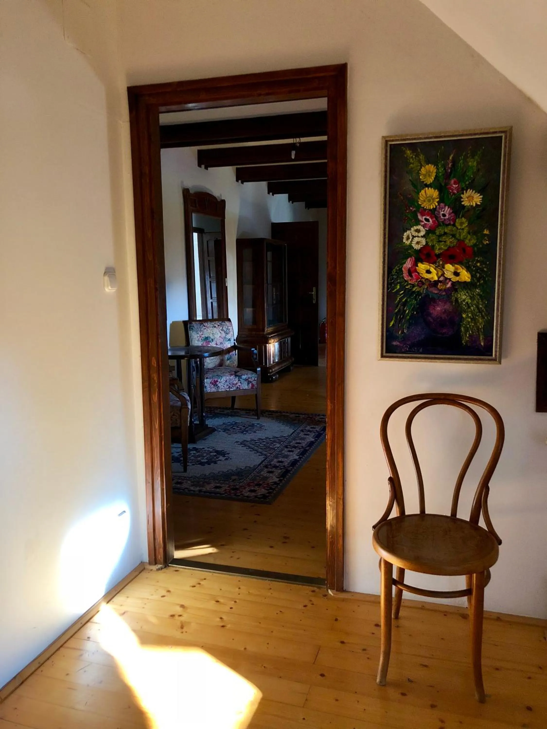 Seating area, Bed in The Houses of History - anno 1830