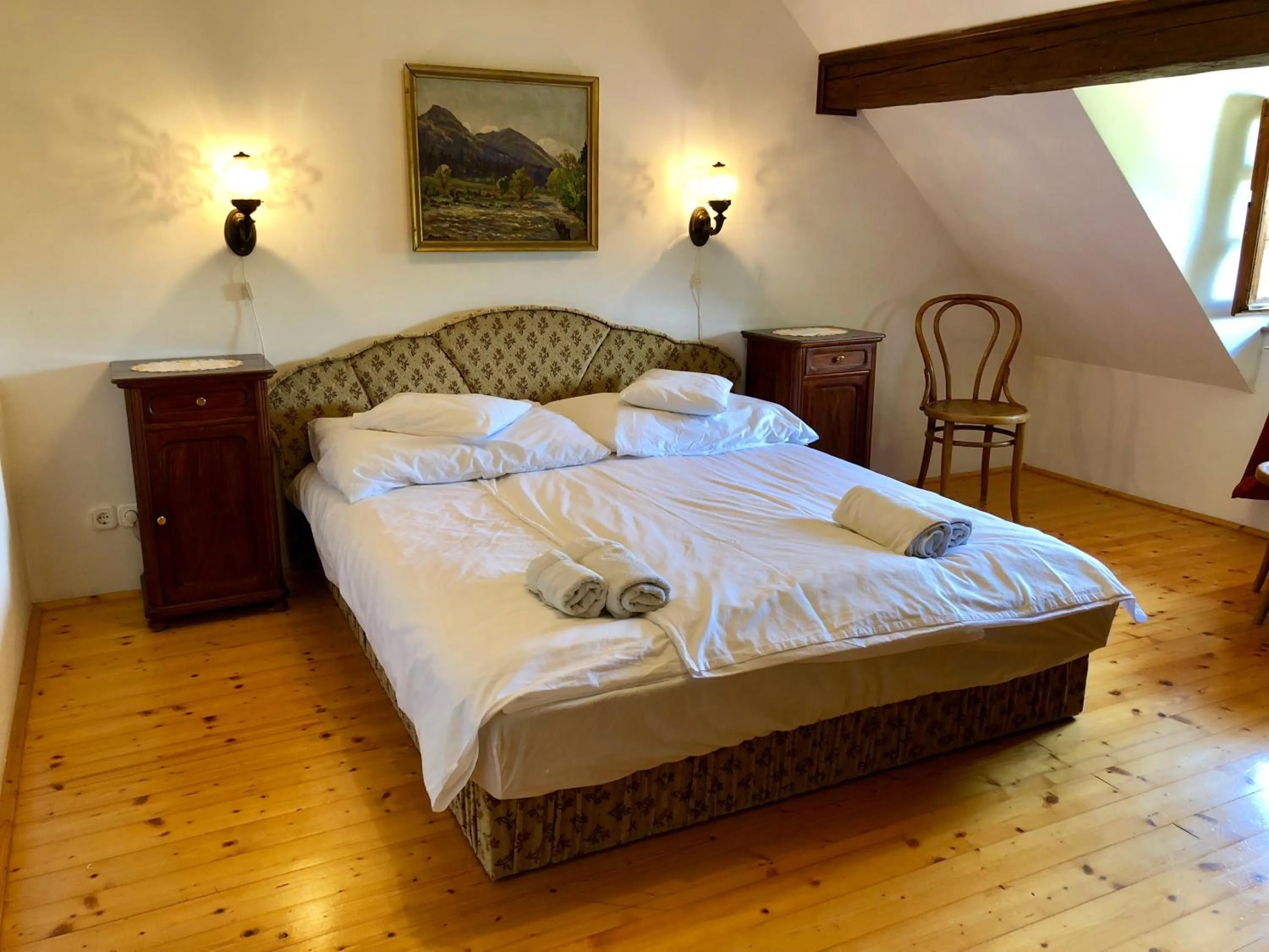 Bed in The Houses of History - anno 1830
