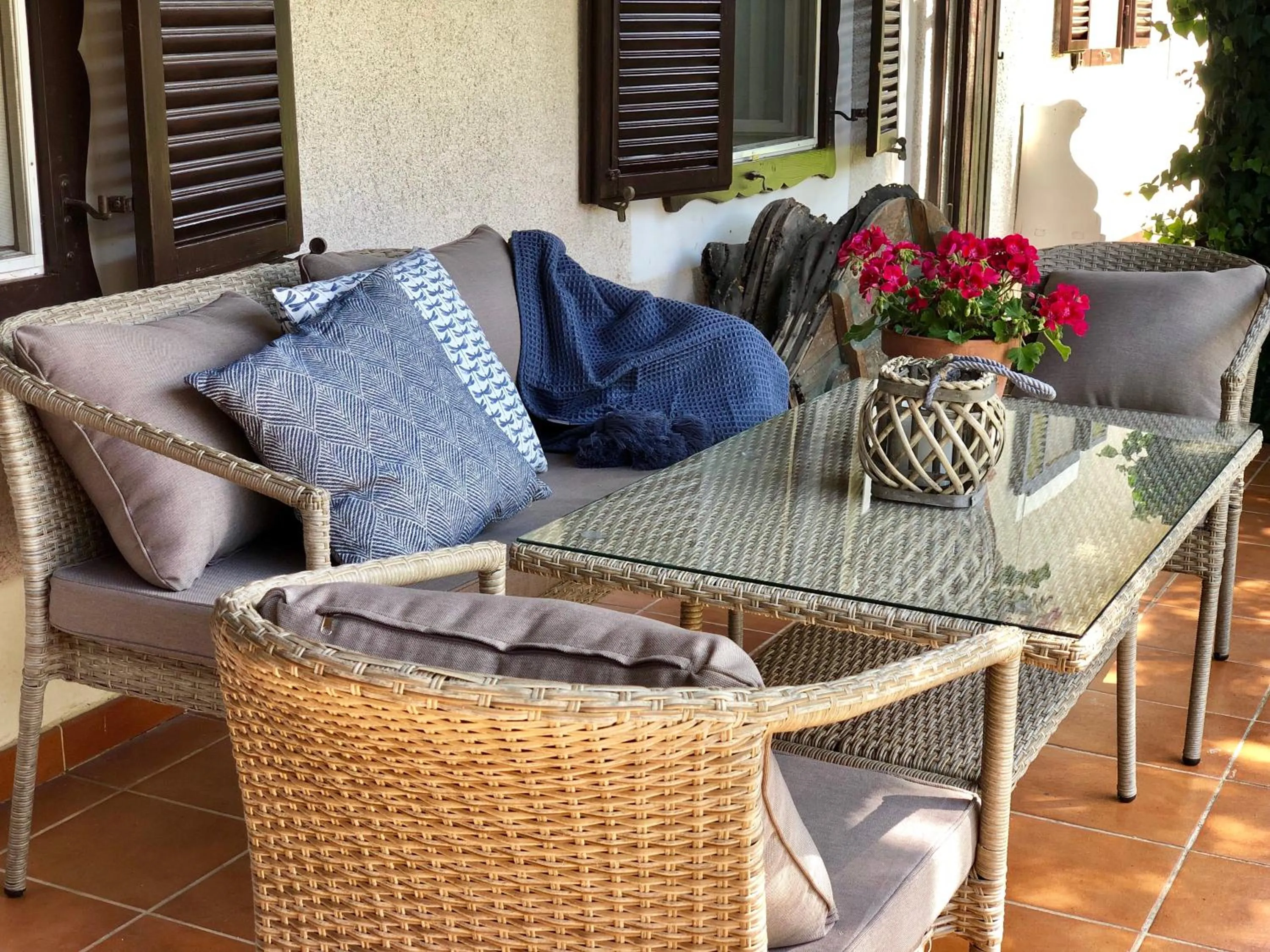 The Houses of History - anno 1830