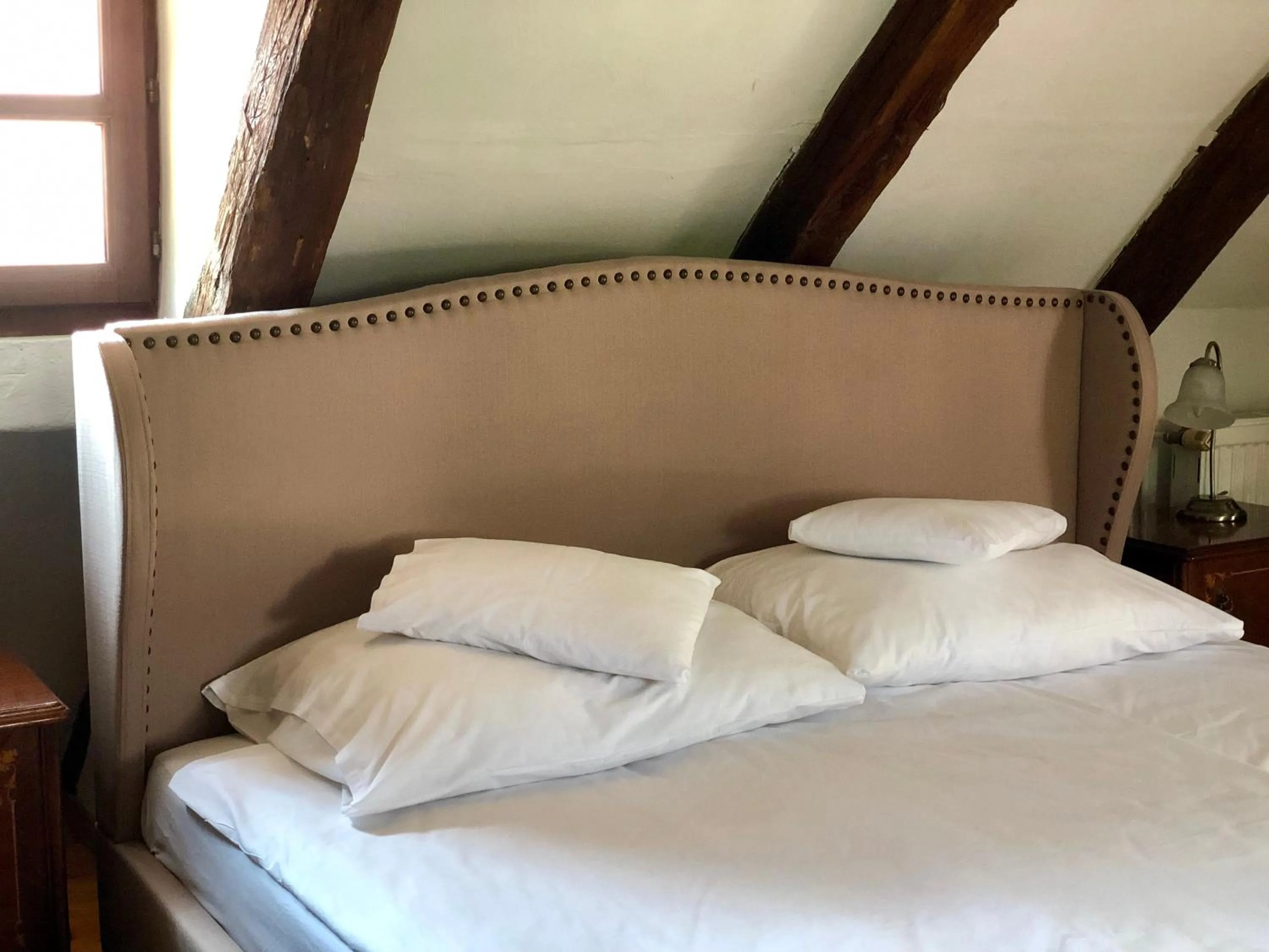 Bed in The Houses of History - anno 1830
