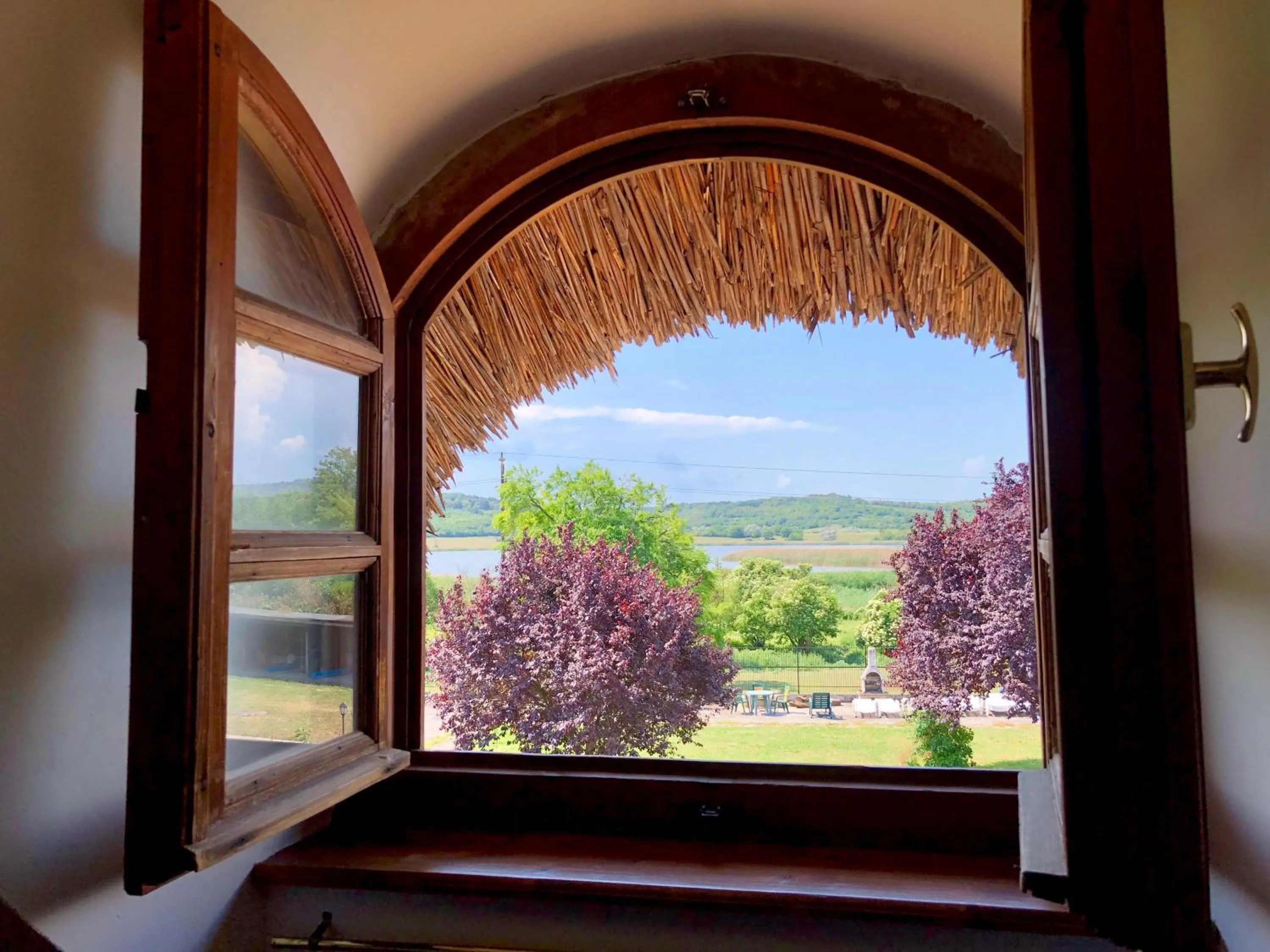 Lake view in The Houses of History - anno 1830