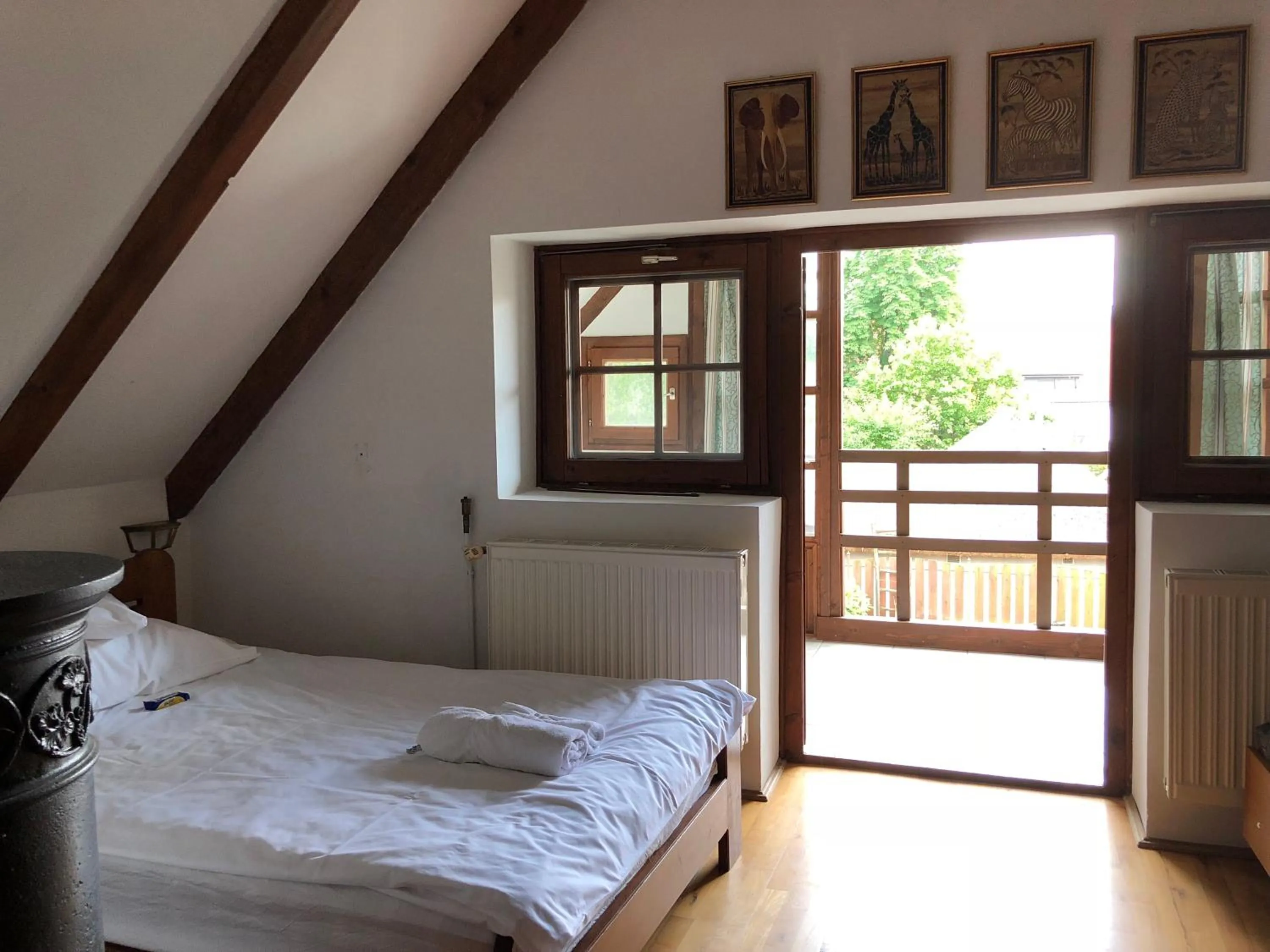 Bed in The Houses of History - anno 1830