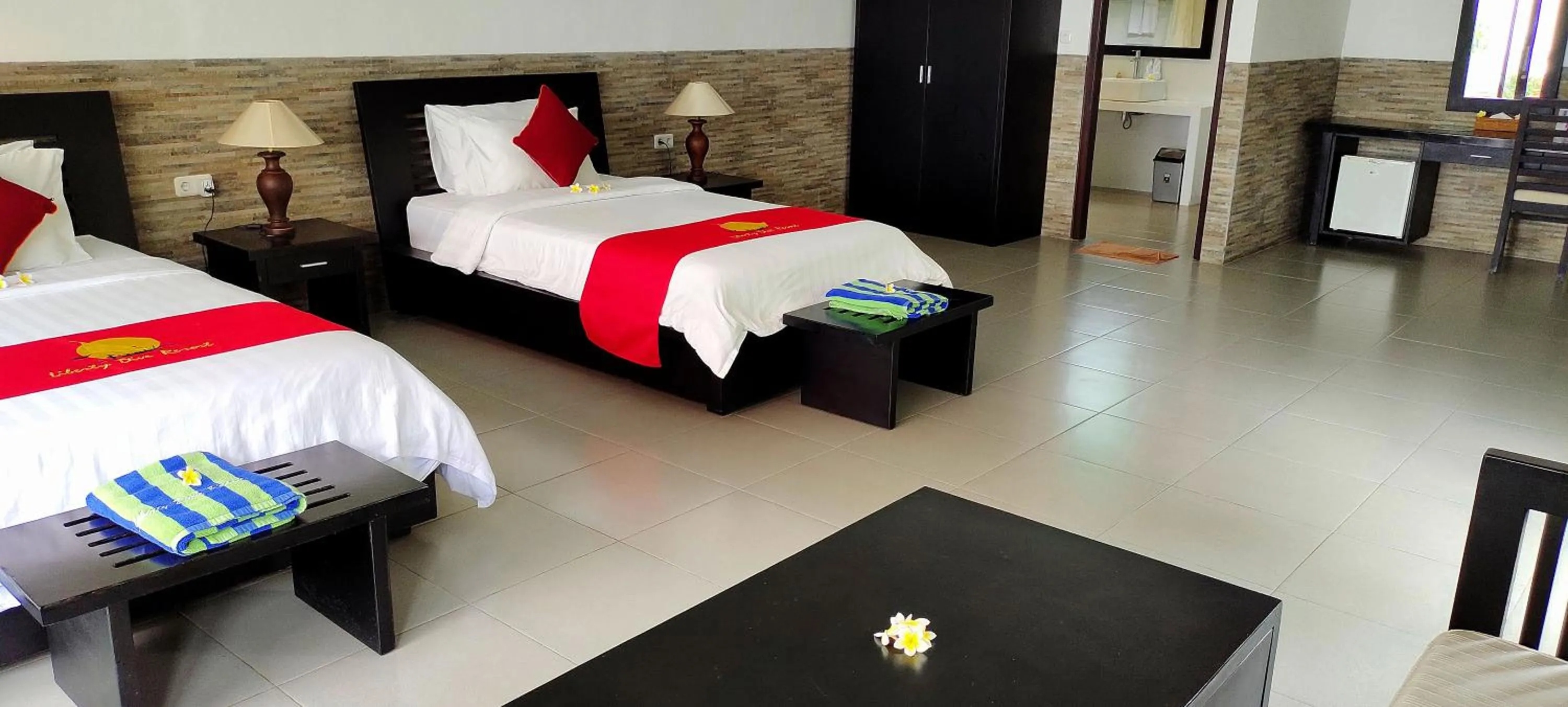 Bed in Liberty Dive Resort