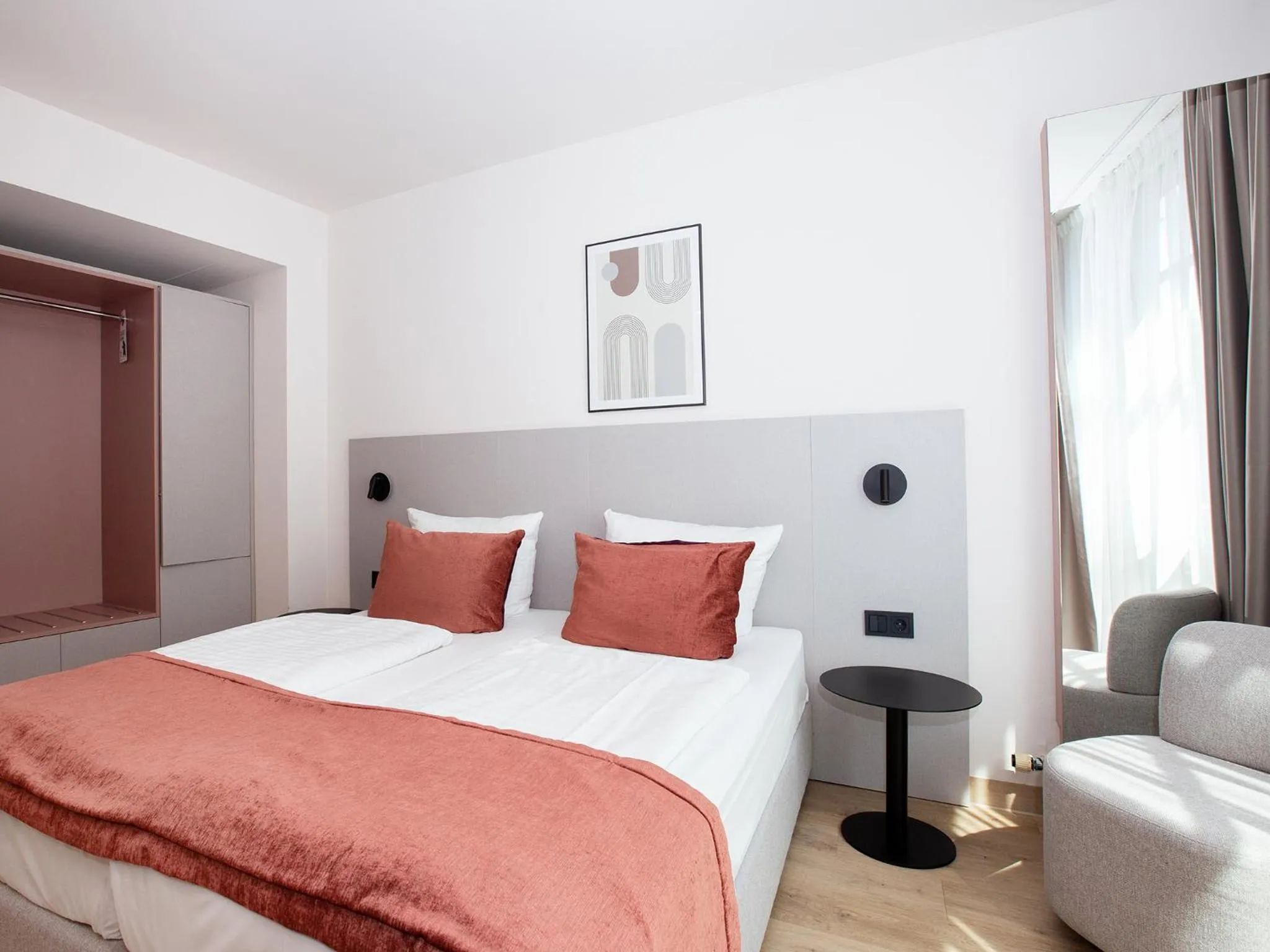 Photo of the whole room, Bed in DORMERO Hotel Bargenturm Lüneburg