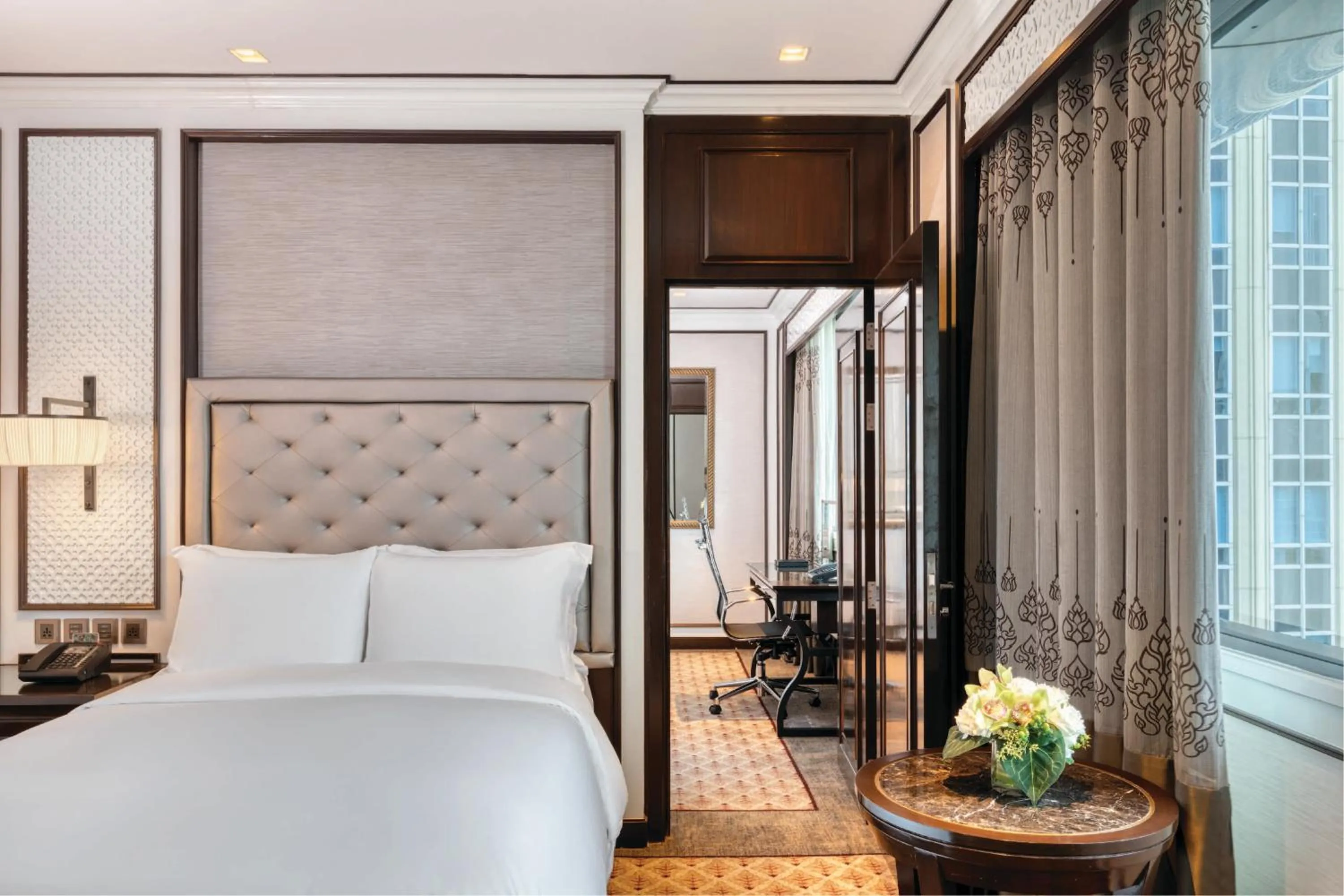 Bed in The Athenee Hotel, a Luxury Collection Hotel, Bangkok