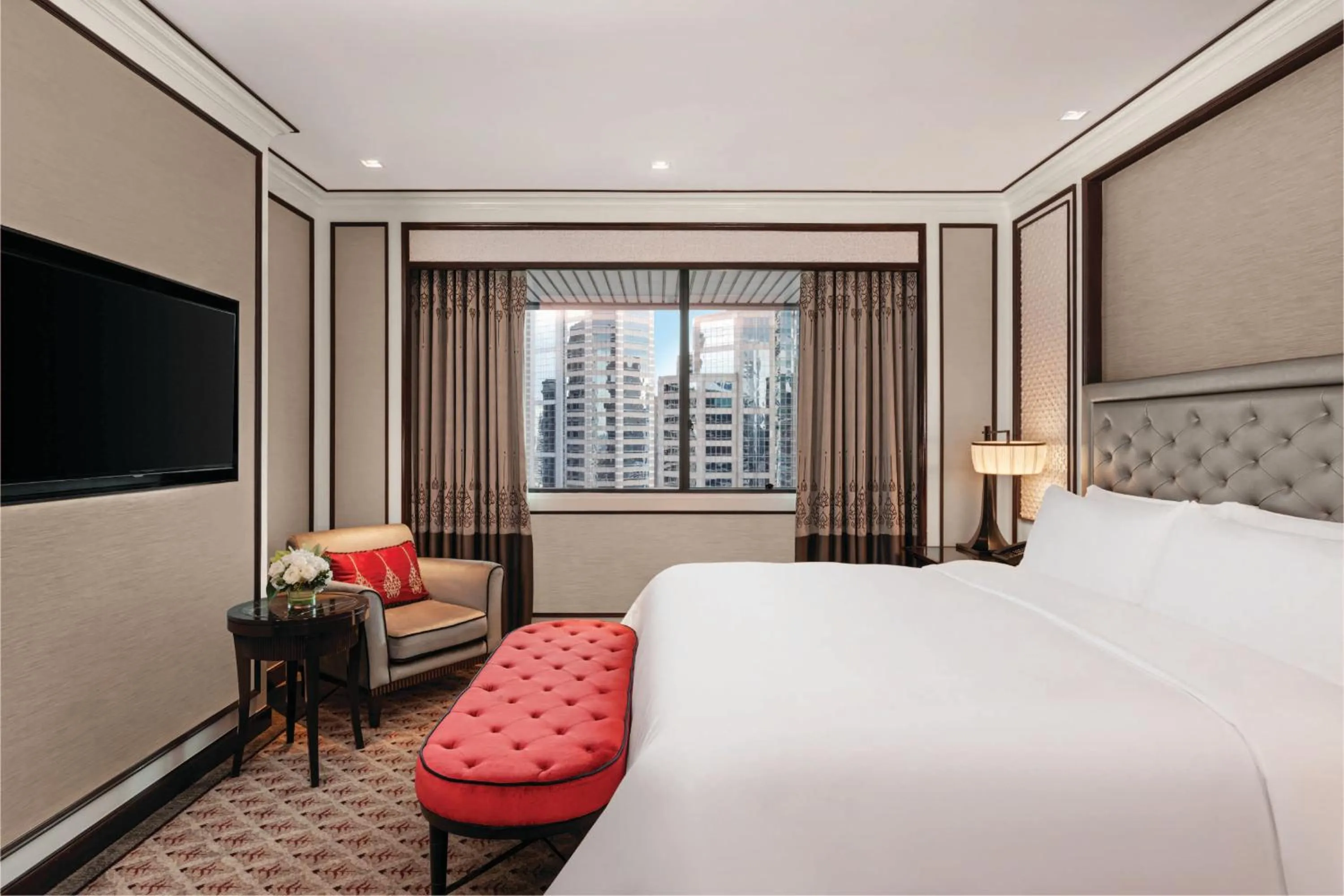 Bed in The Athenee Hotel, a Luxury Collection Hotel, Bangkok