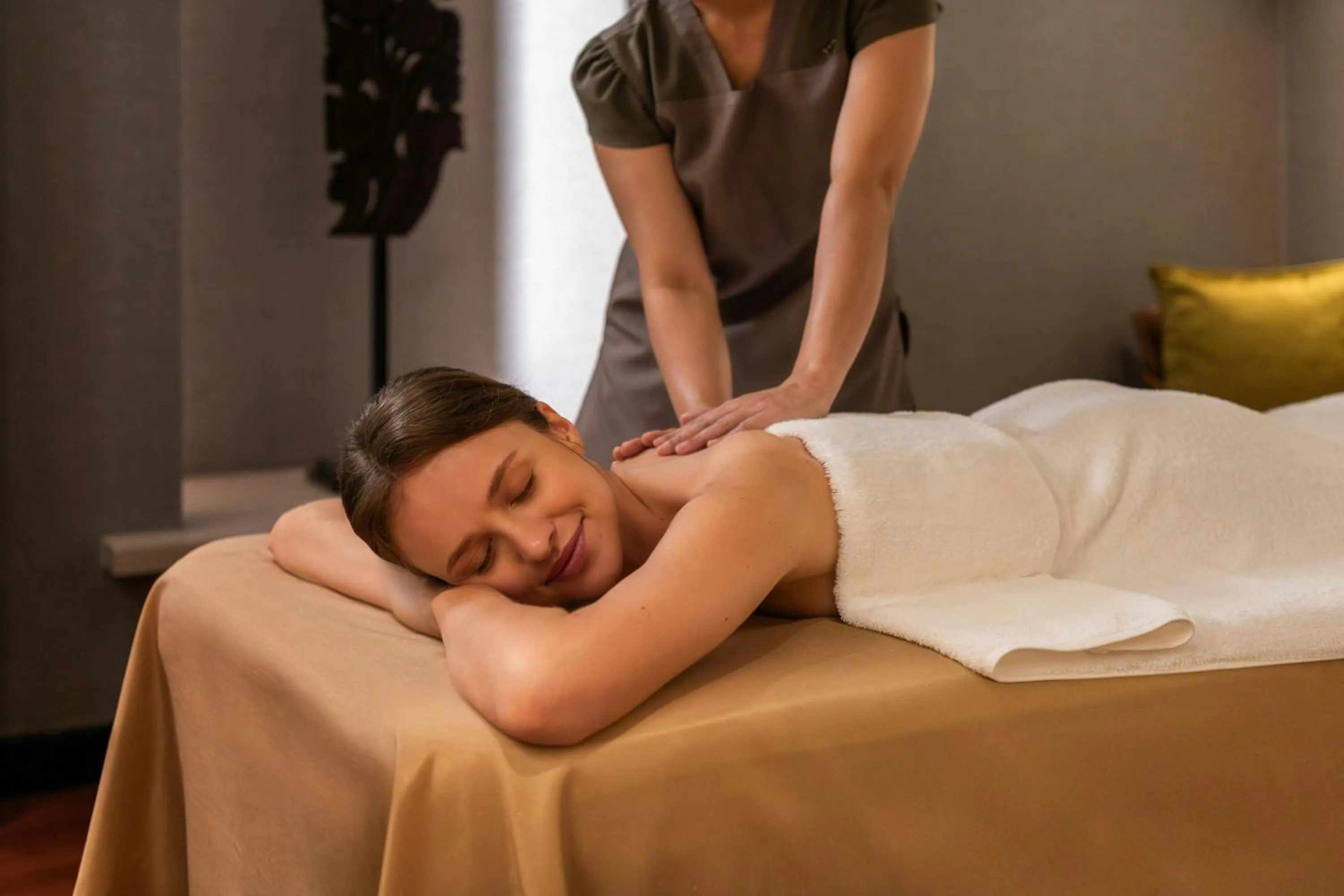 Spa and wellness centre/facilities in The Athenee Hotel, a Luxury Collection Hotel, Bangkok