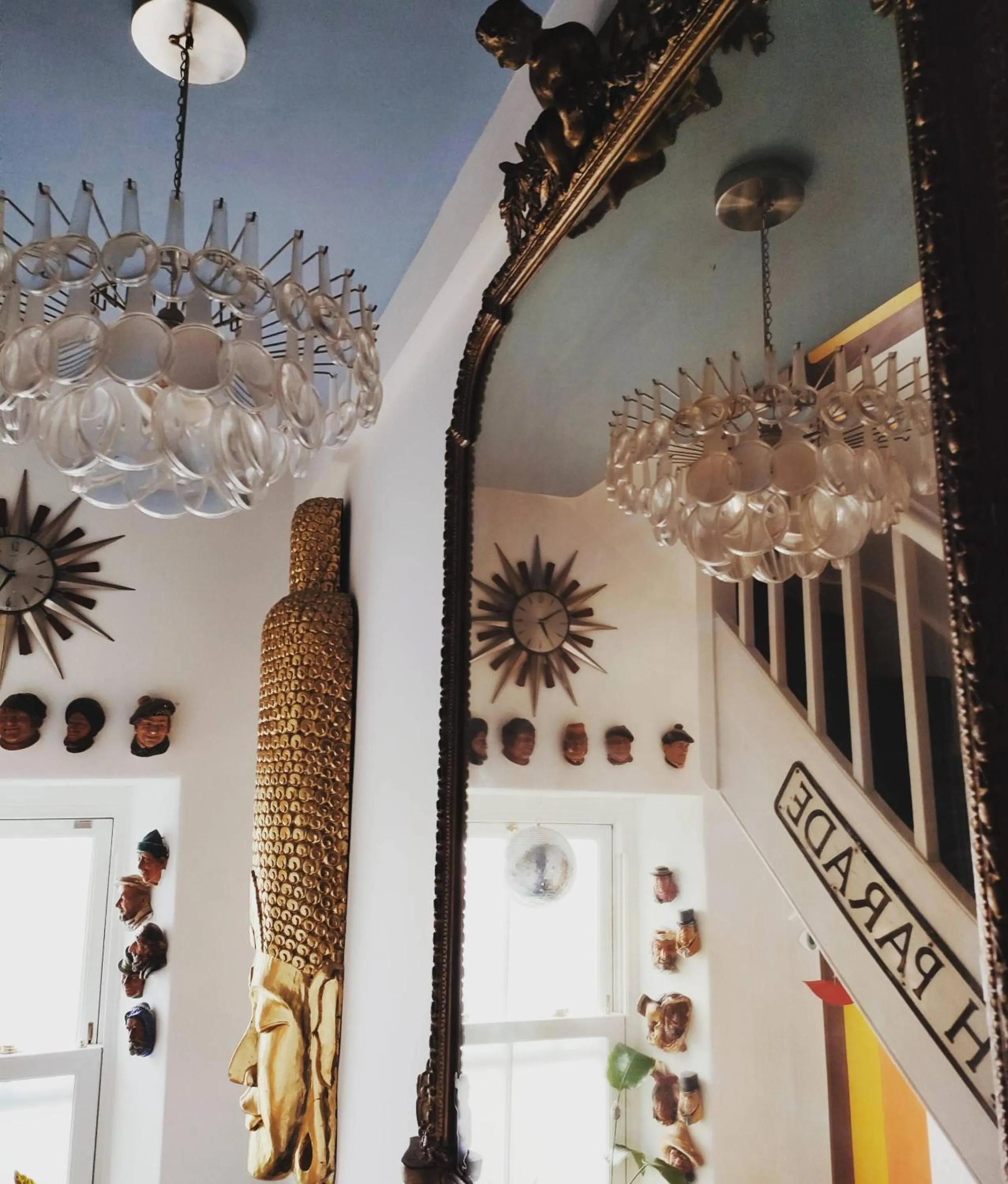 Lobby or reception in Number 18