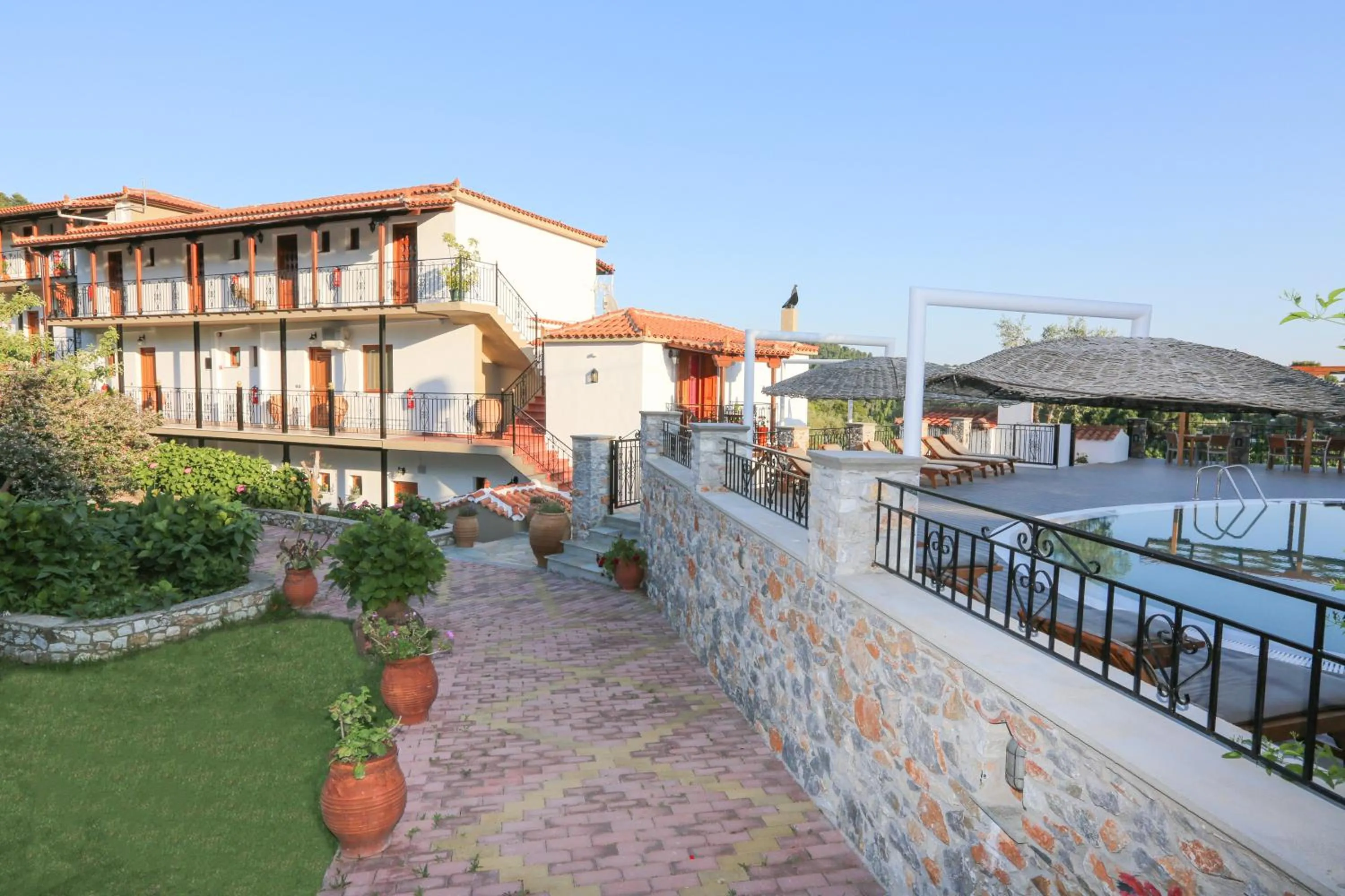 Patio in Skiathos Argento