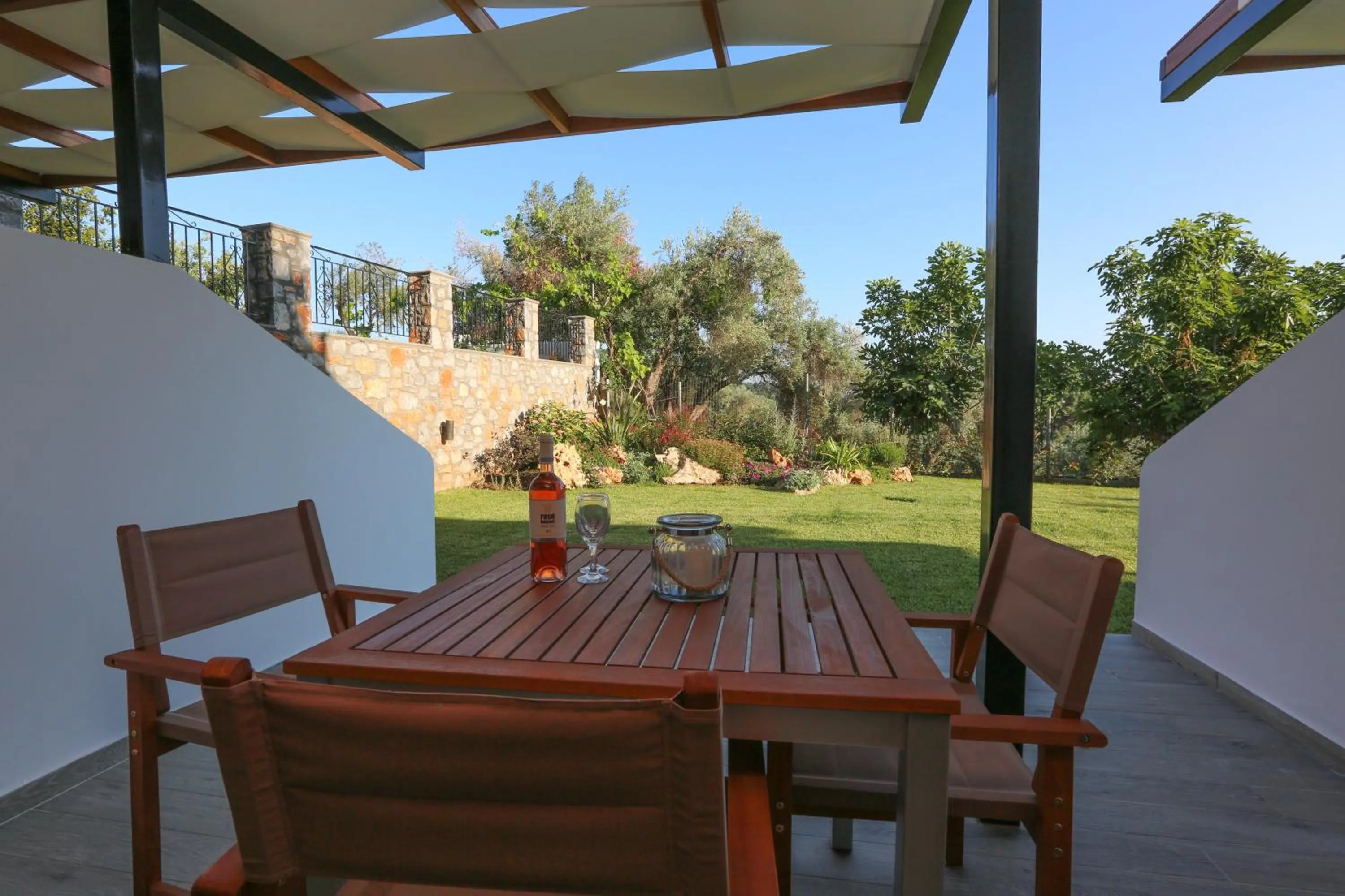 Garden view in Skiathos Argento