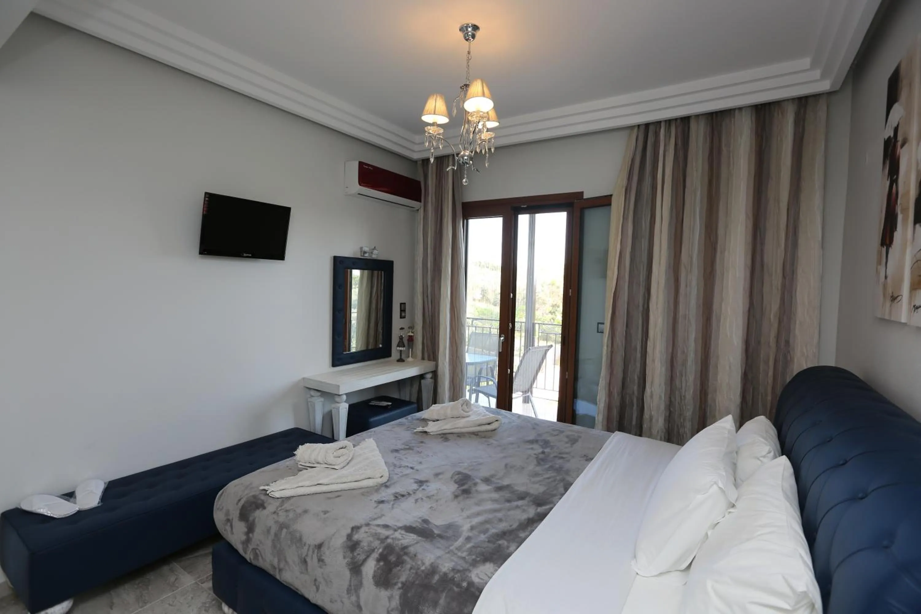 Bedroom, Bed in Skiathos Argento