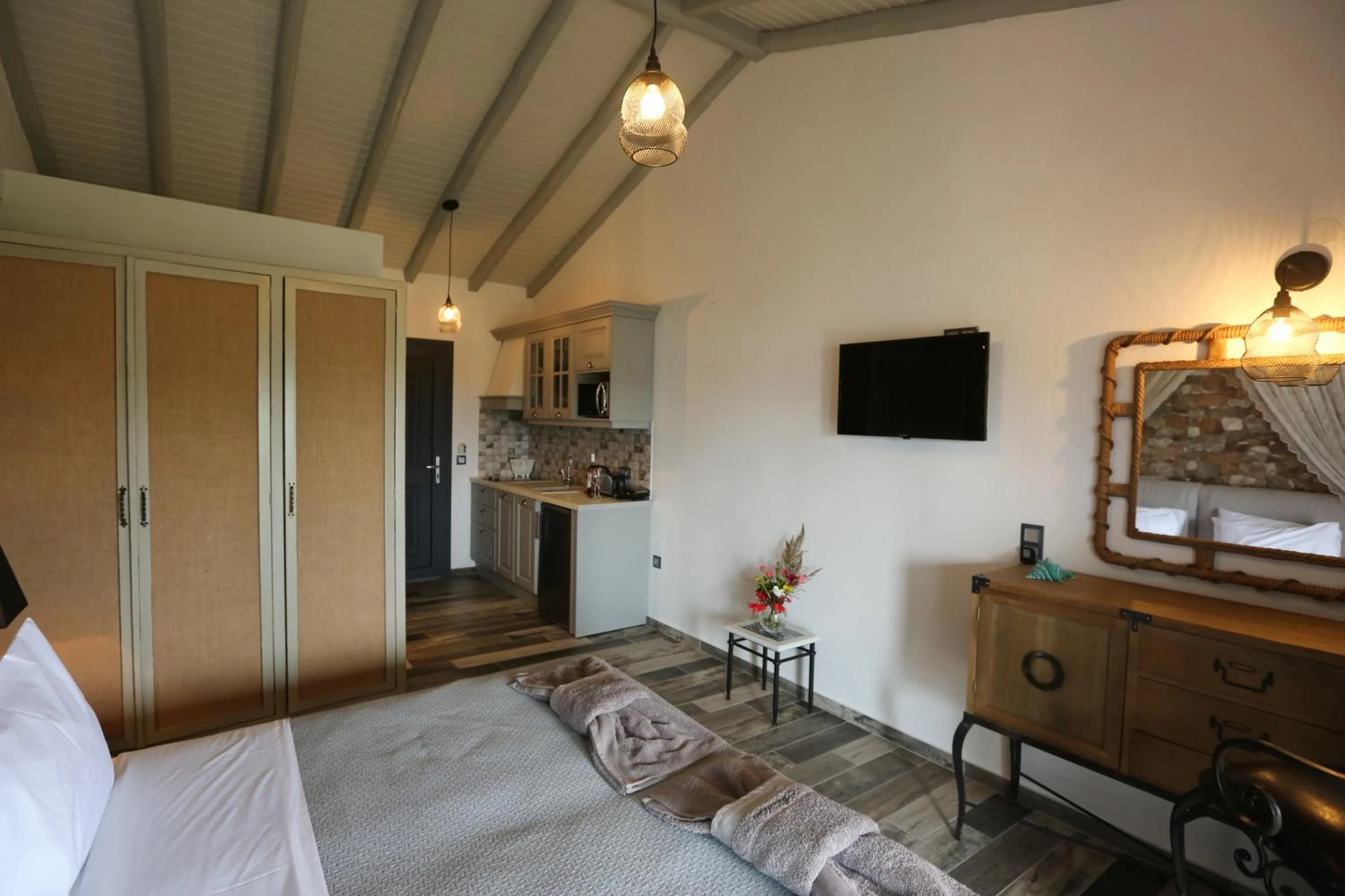 Bedroom, Bed in Skiathos Argento