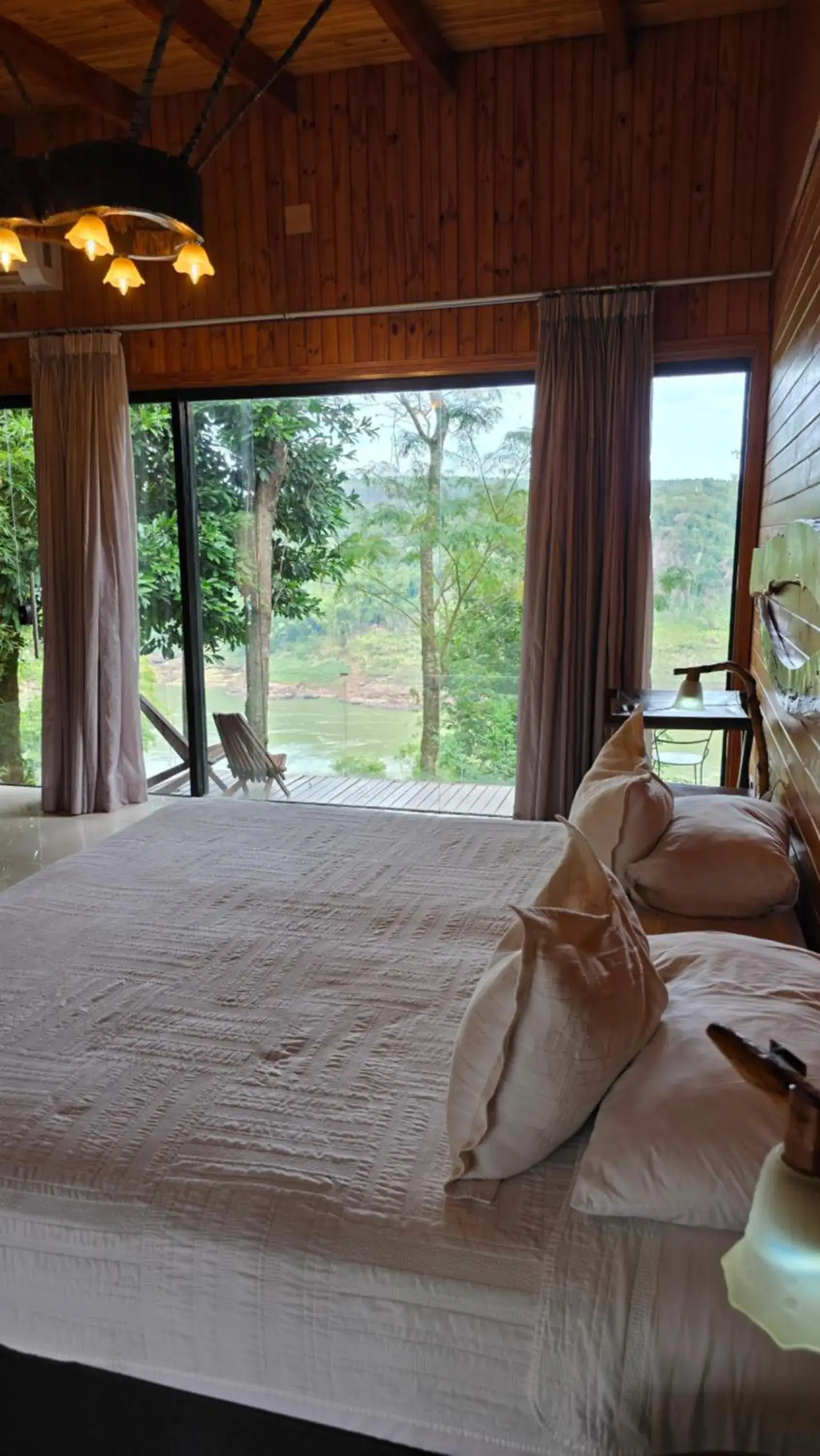Suite with River View in Tupa Lodge Suite with River View in Tupa Lodge