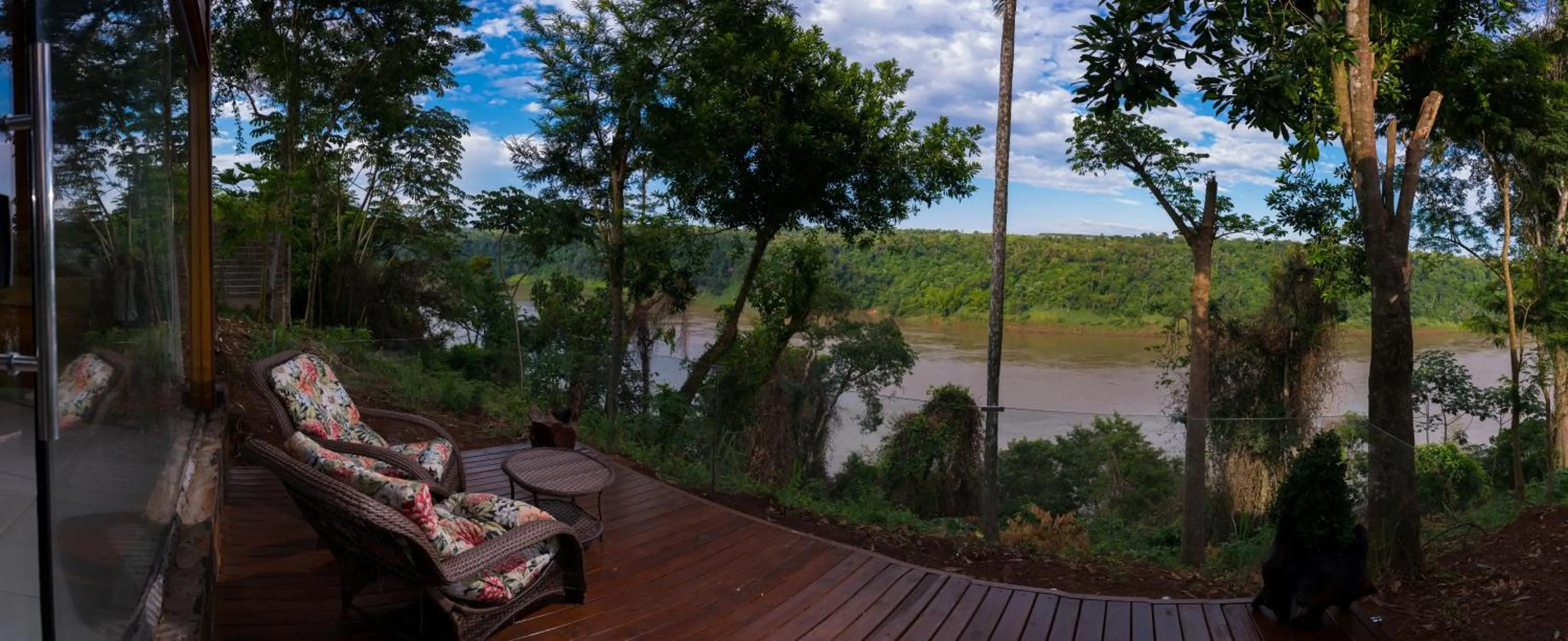 River view in Tupa Lodge