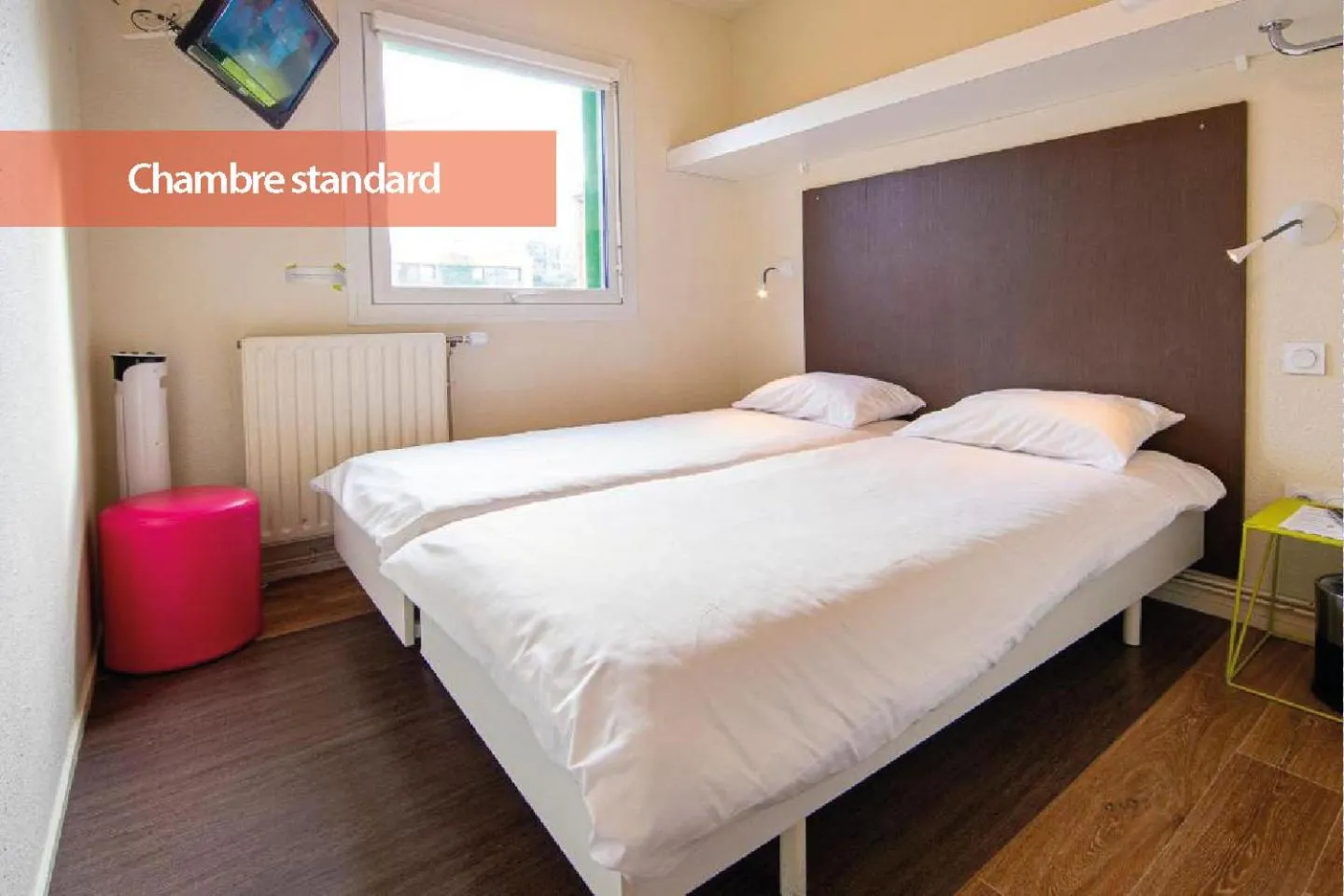 Bedroom, Bed in Hôtel du Futuroscope