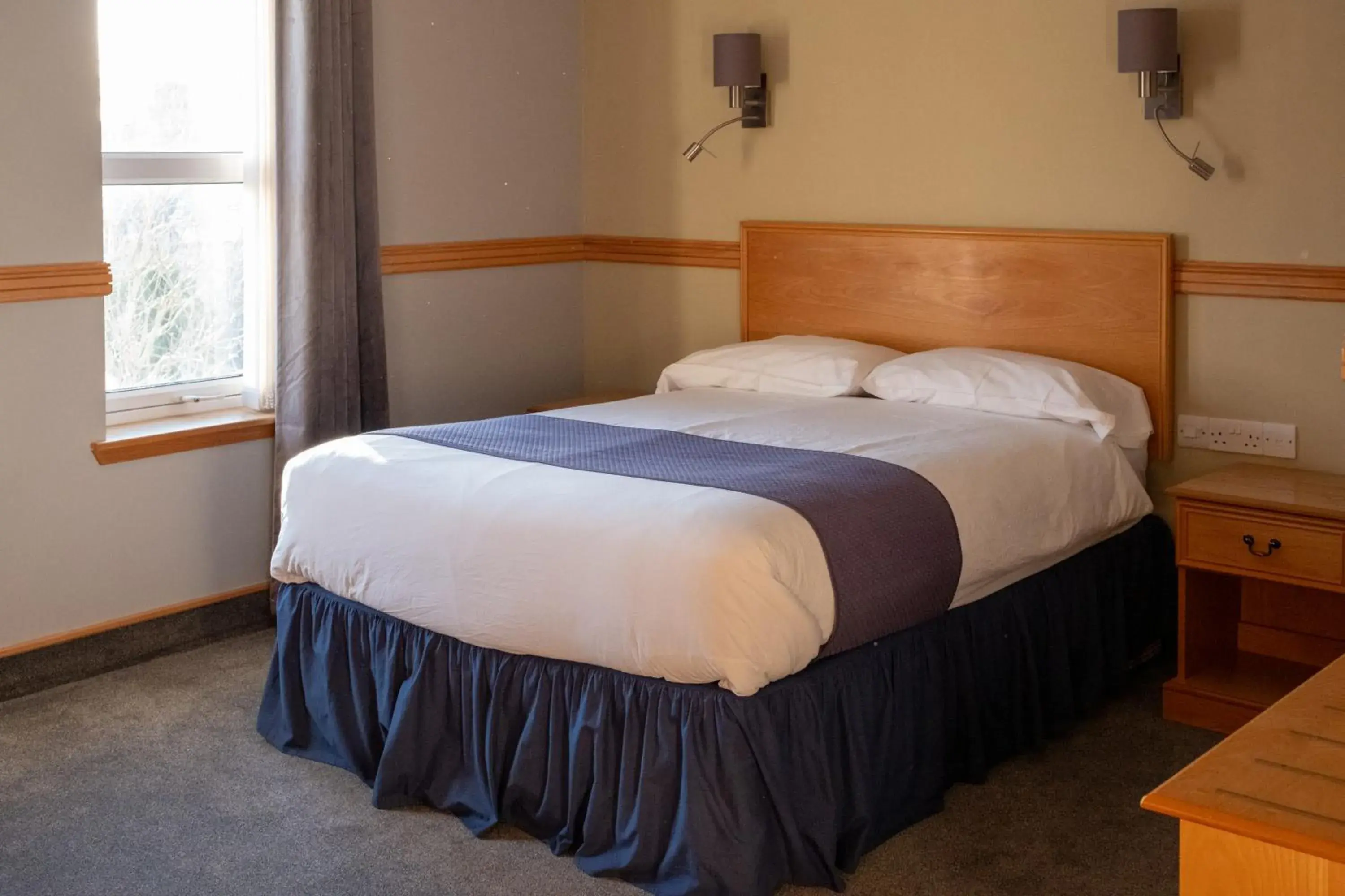 Double or Twin Room with Bathroom - single occupancy in Station Hotel Double or Twin Room with Bathroom - single occupancy in Station Hotel