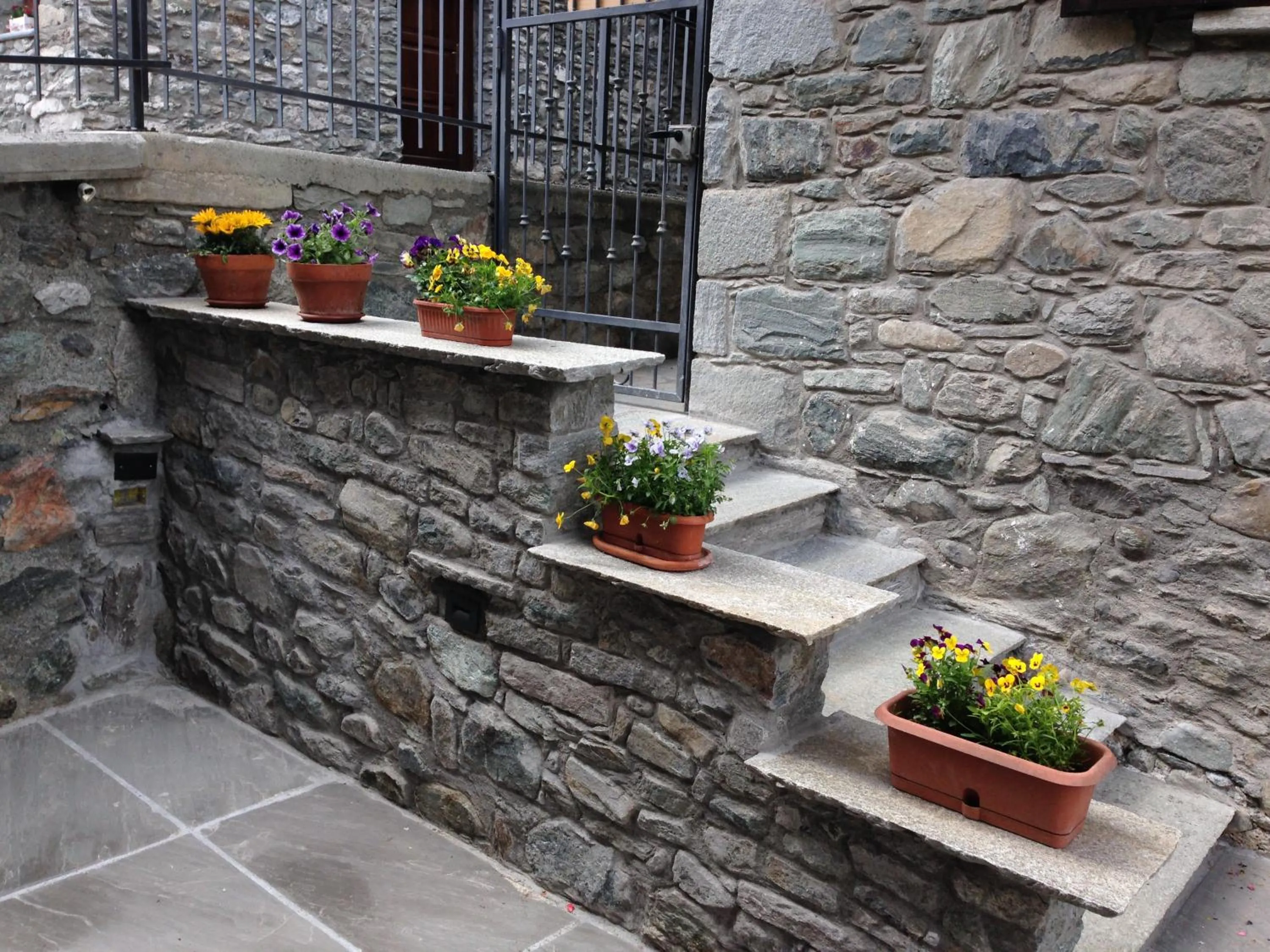 Facade/entrance in Au Coin Du Chateau