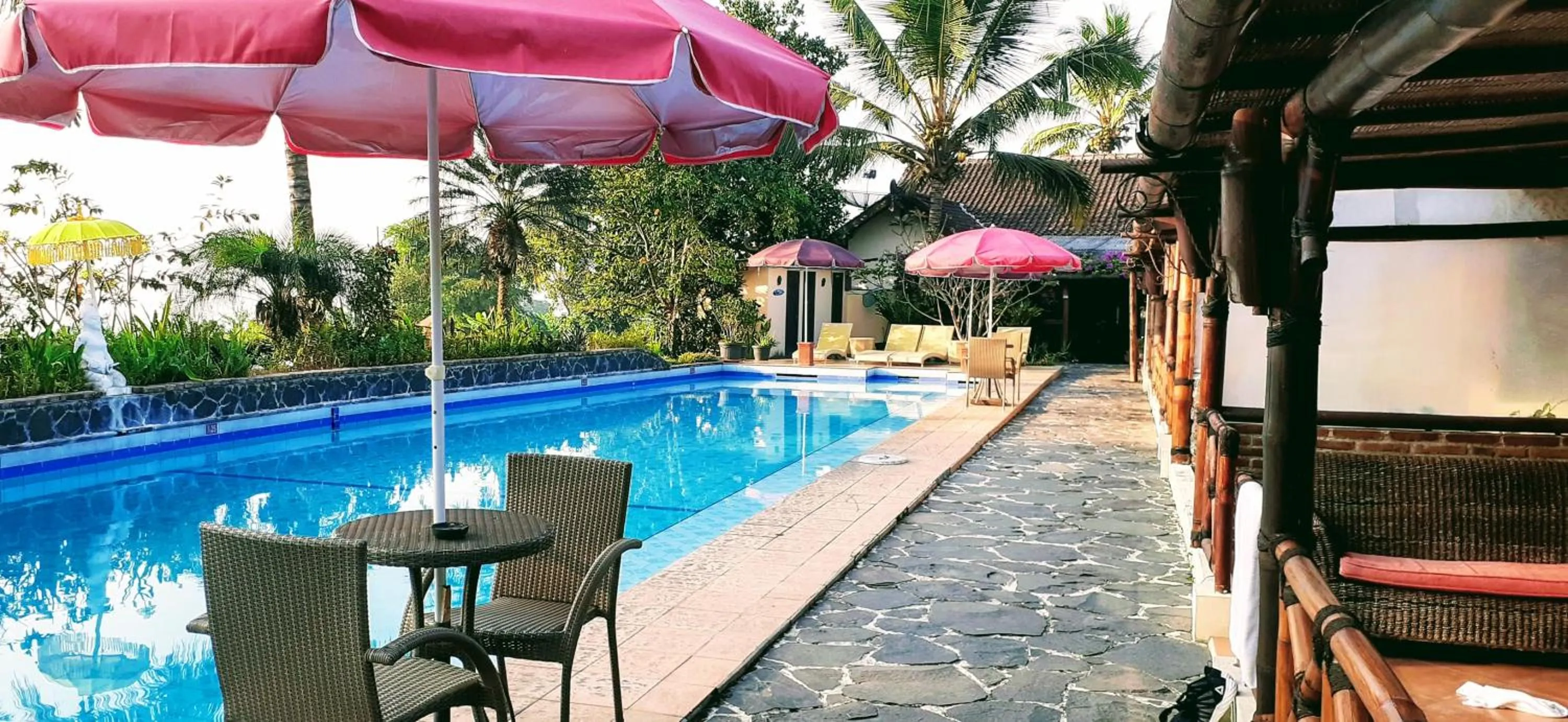 Pool view in Villa Sumbing Indah