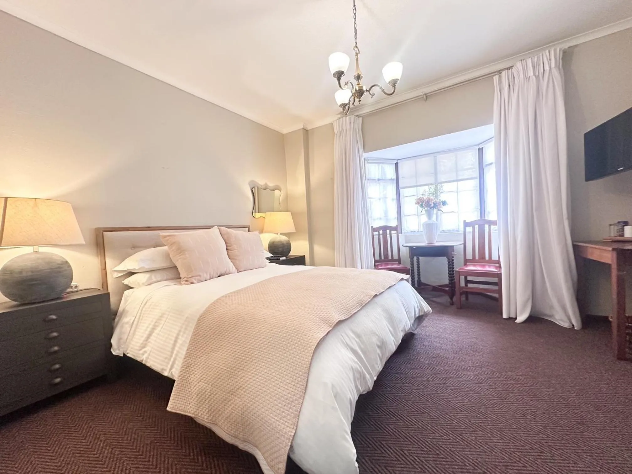 Bedroom, Bed in 5th Avenue Gooseberry Guest House