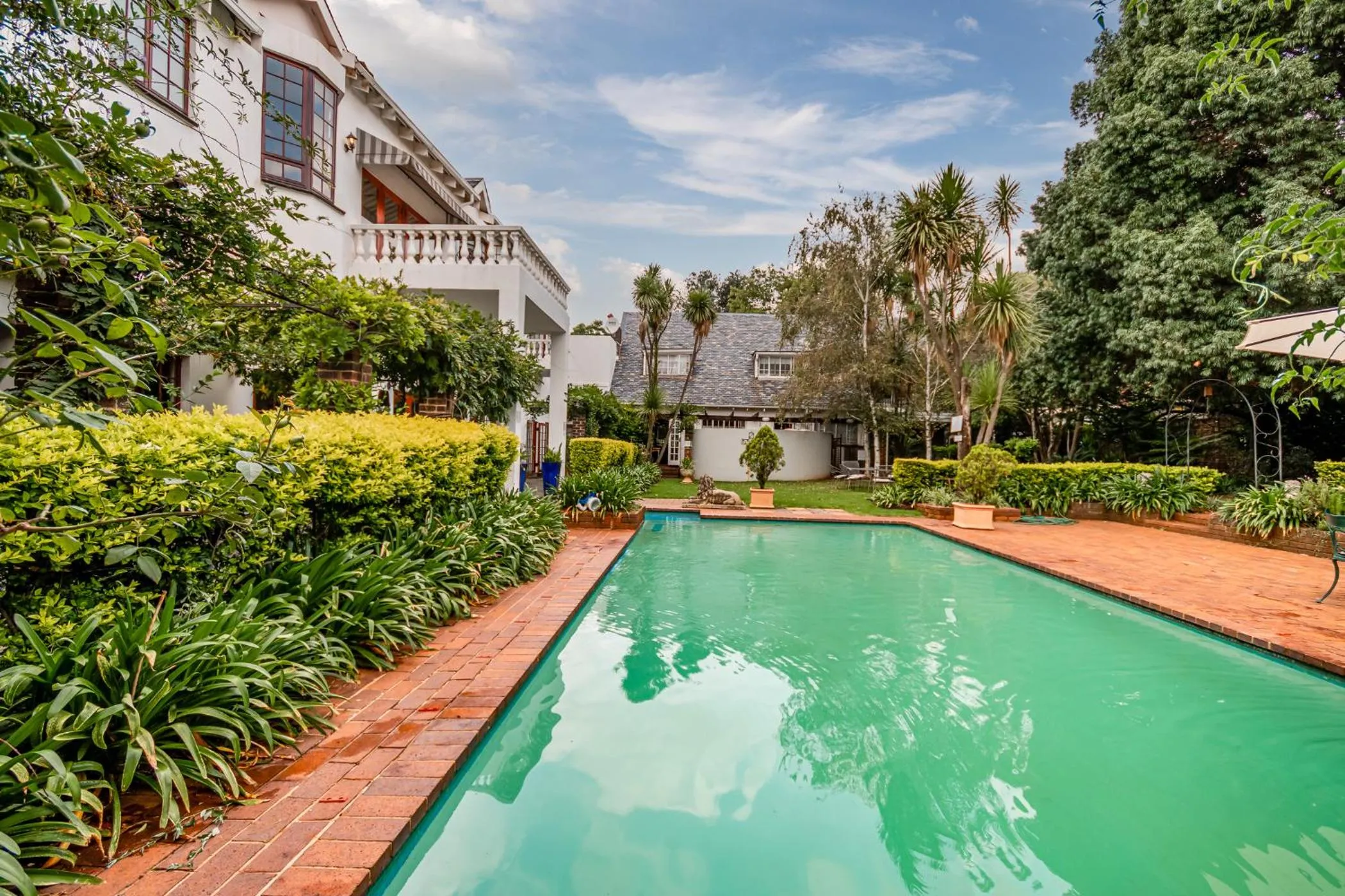 Pool view in 5th Avenue Gooseberry Guest House