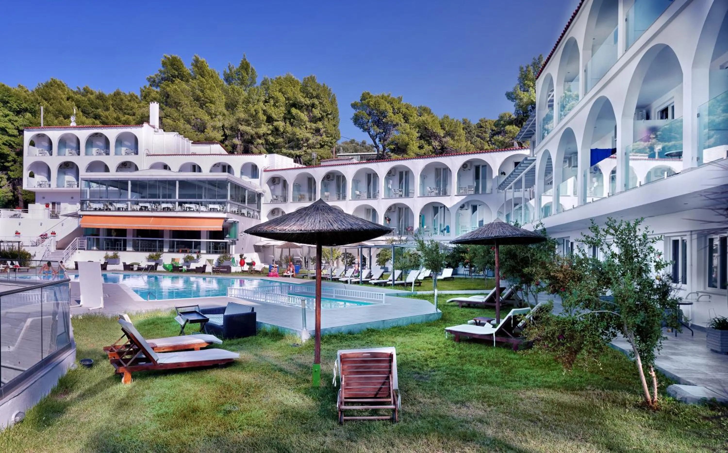 Property building in Hotel Punta