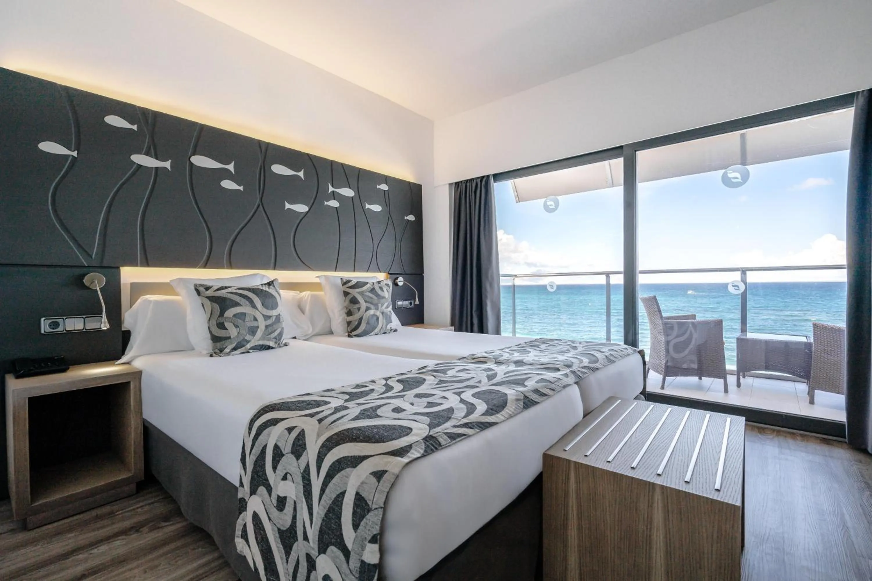 Photo of the whole room, Bed in Hotel THB Gran Bahía