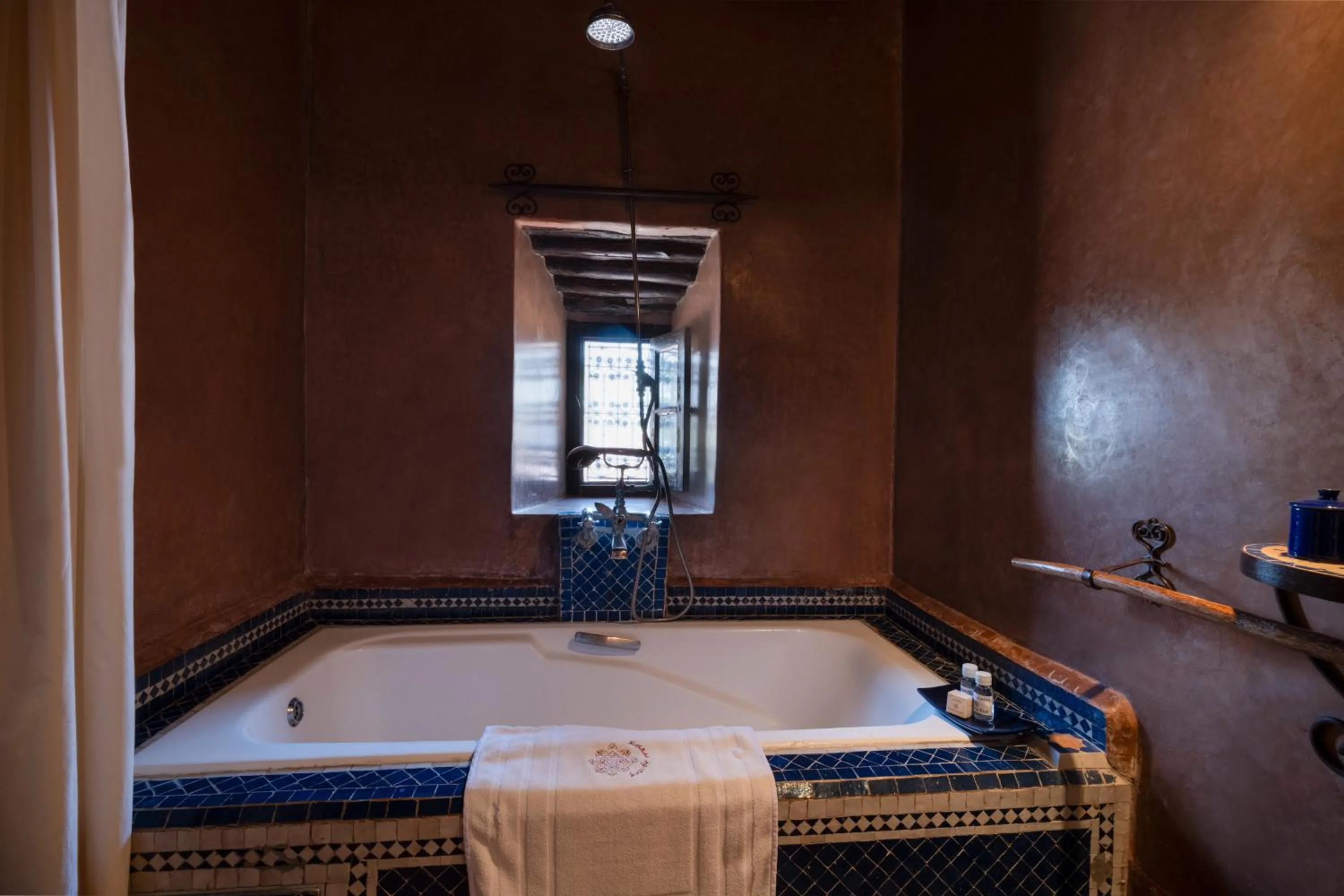 Bathroom in Kasbah Agafay Hotel & Spa