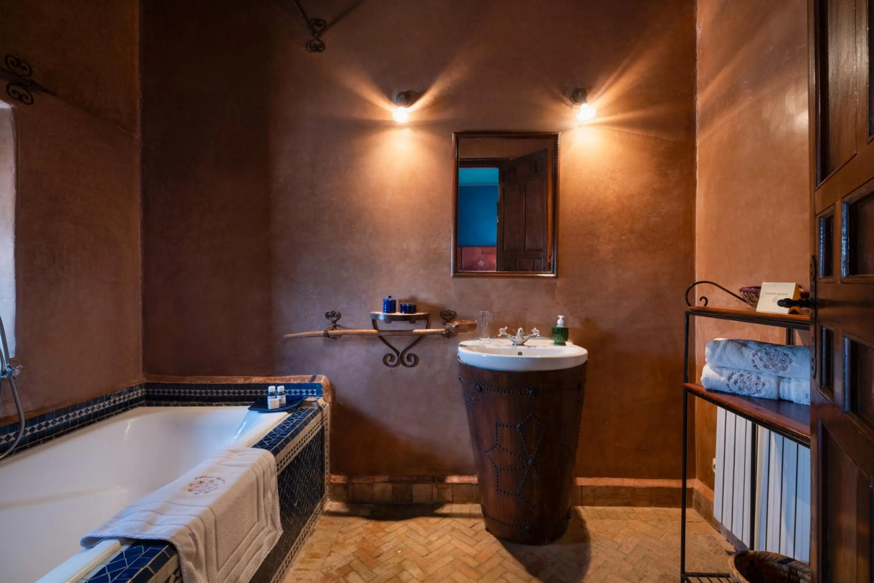 Bathroom in Kasbah Agafay Hotel & Spa